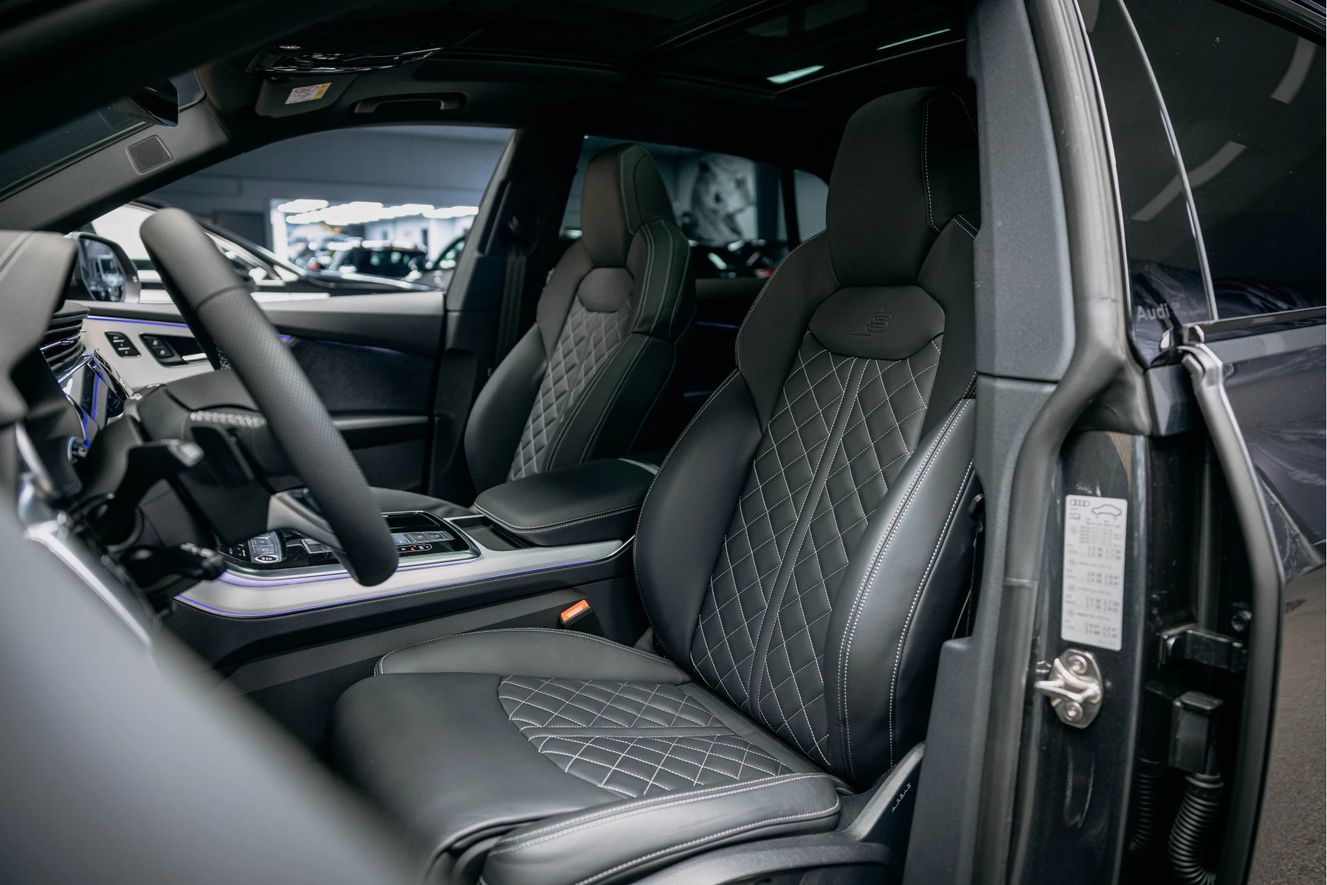 Hoofdafbeelding Audi Q8