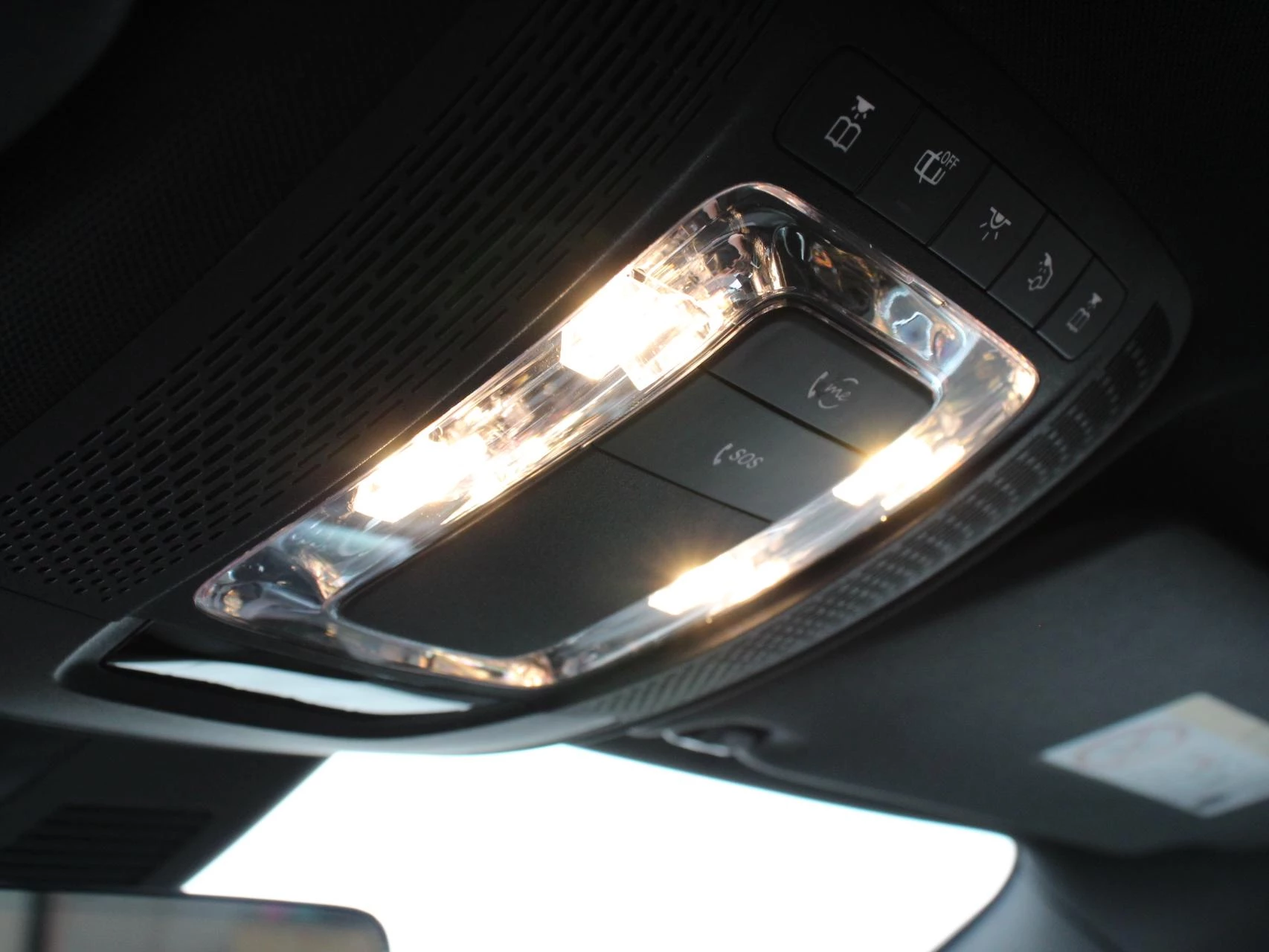 Hoofdafbeelding Mercedes-Benz EQA