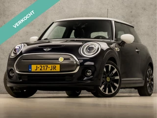 MINI Electric Mini Yours 33 kWh 184Pk Automaat (PANORAMADAK, VIRTUAL COCKPIT, APPLE CARPLAY, HEAD-UP DISPLAY, LEDER, HARMAN/KARDON, STOELVERWARMING, CAMERA, KEYLESS, ZWART HEMEL, NIEUWSTAAT)