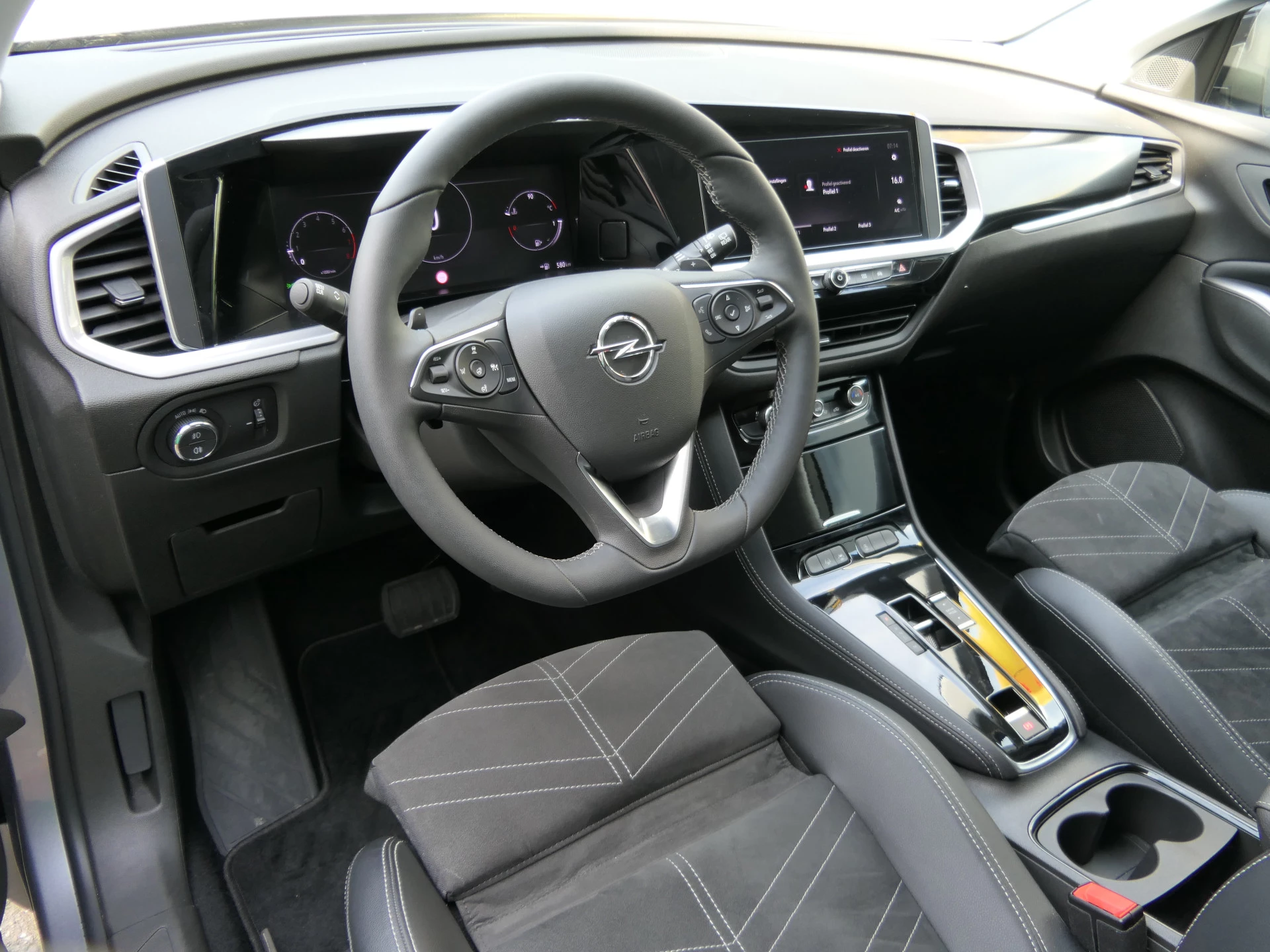 Hoofdafbeelding Opel Grandland