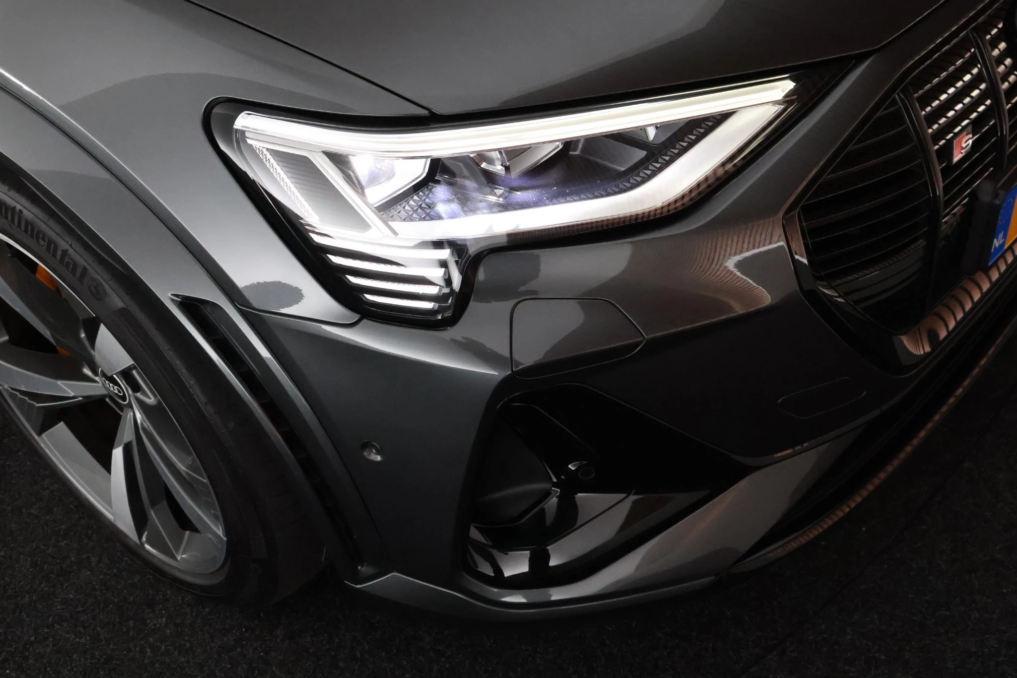 Hoofdafbeelding Audi e-tron