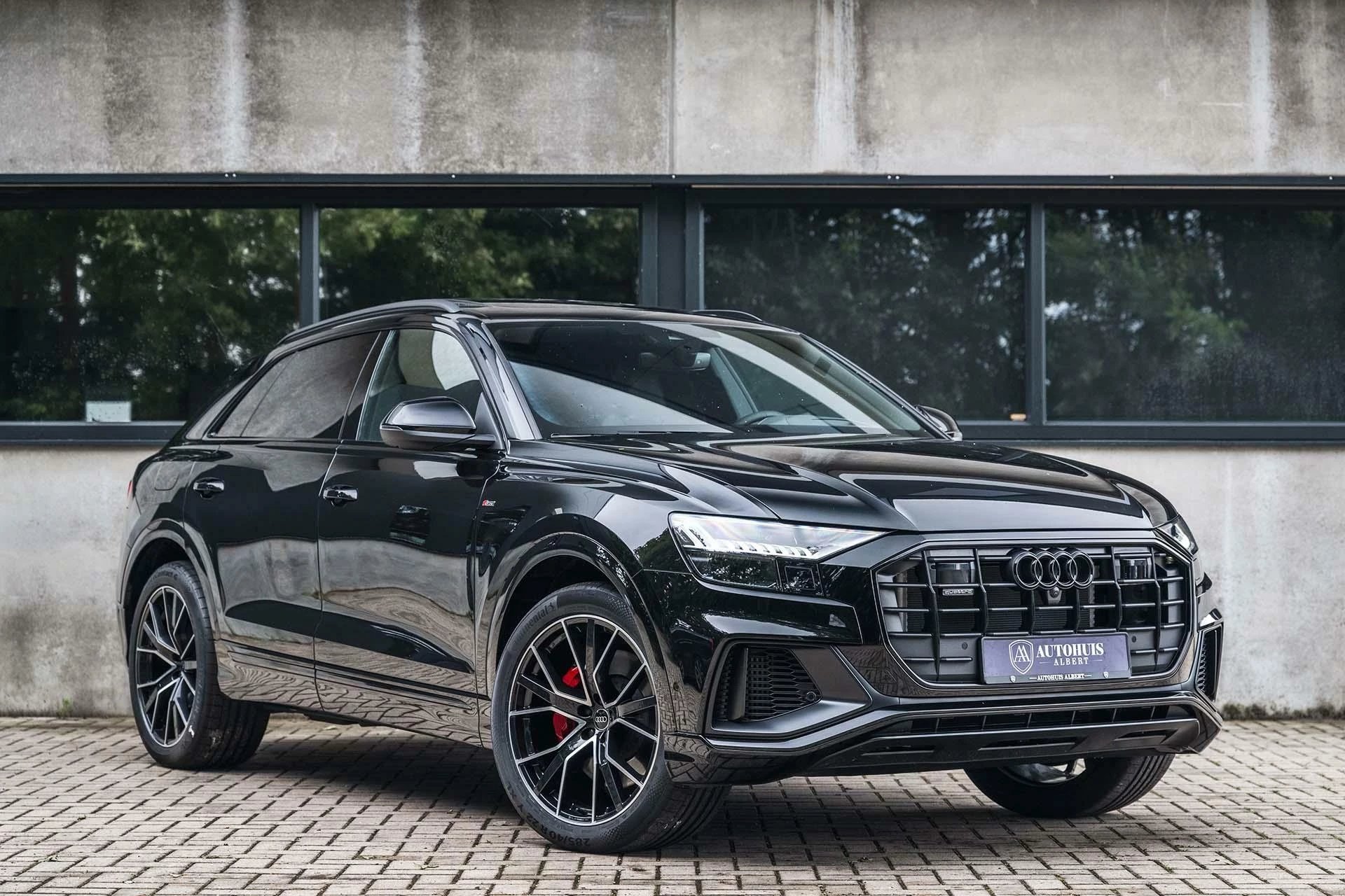 Hoofdafbeelding Audi Q8