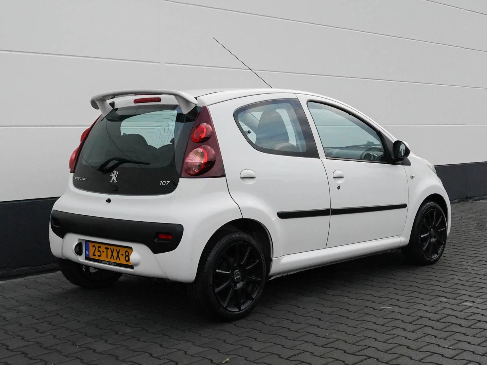 Hoofdafbeelding Peugeot 107