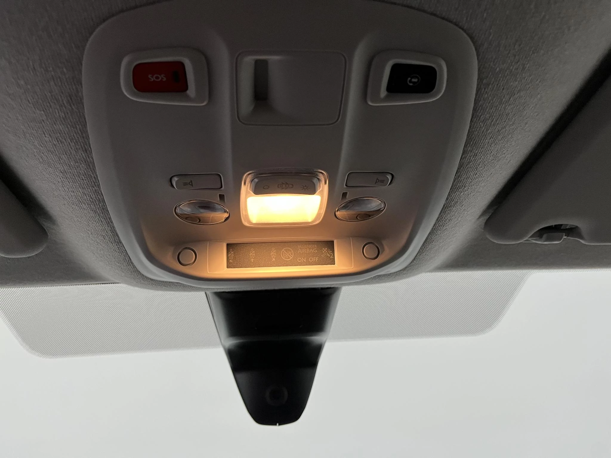 Hoofdafbeelding Peugeot e-Expert