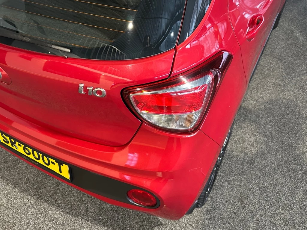 Hoofdafbeelding Hyundai i10