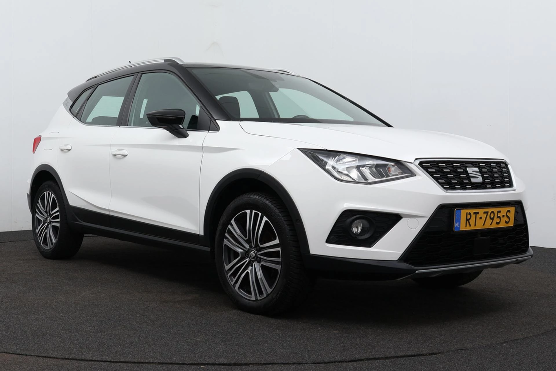 Hoofdafbeelding SEAT Arona