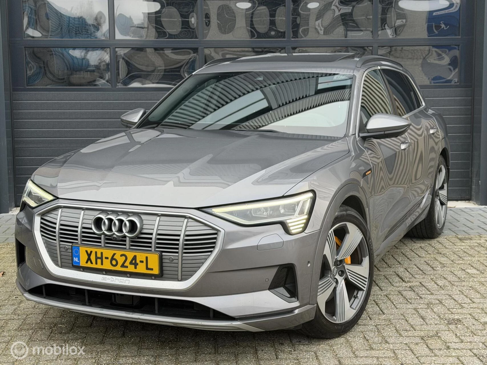 Hoofdafbeelding Audi e-tron