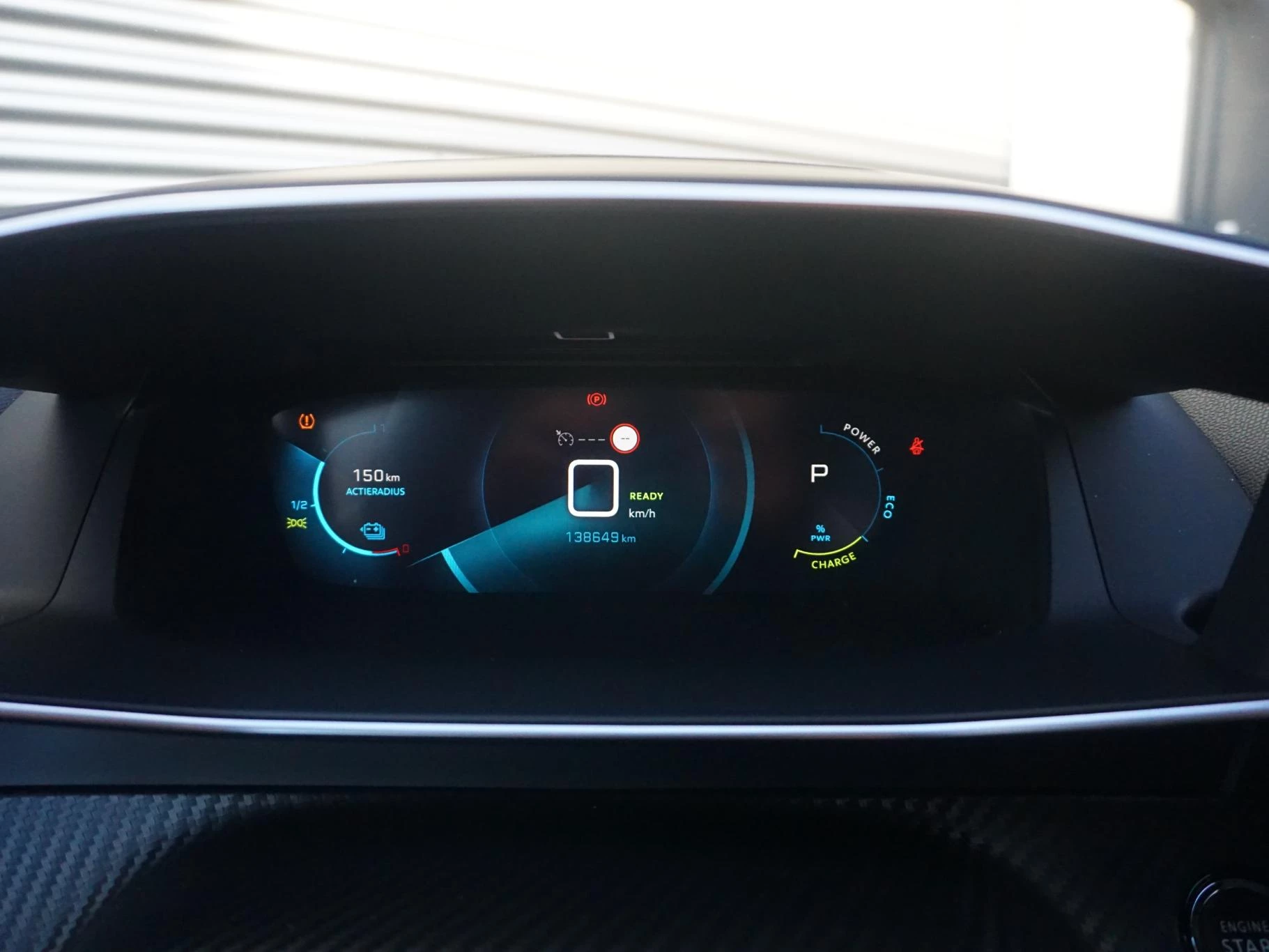 Hoofdafbeelding Peugeot e-208