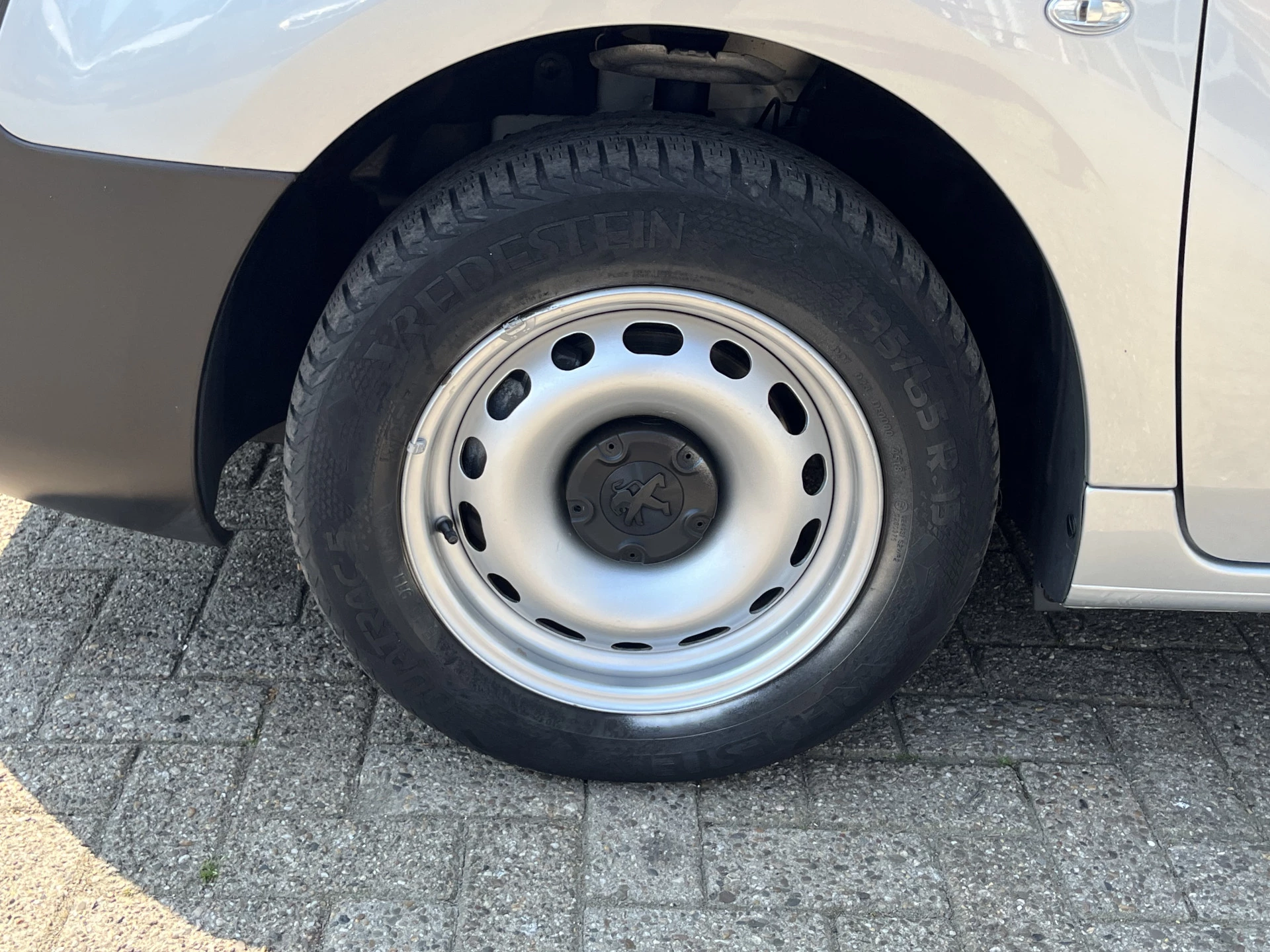 Hoofdafbeelding Peugeot Partner