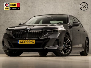 BMW 5 Serie 530e M Sport 300Pk Automaat (SCHUIFDAK, M PAKKET, LUCHTVERING, HEAD-UP DISPLAY, COMFORTSTOELEN, STOELKOELING, 360 CAMERA, ADAPTIVE CRUISE, HARMAN/KARDON, NIEUWSTAAT)