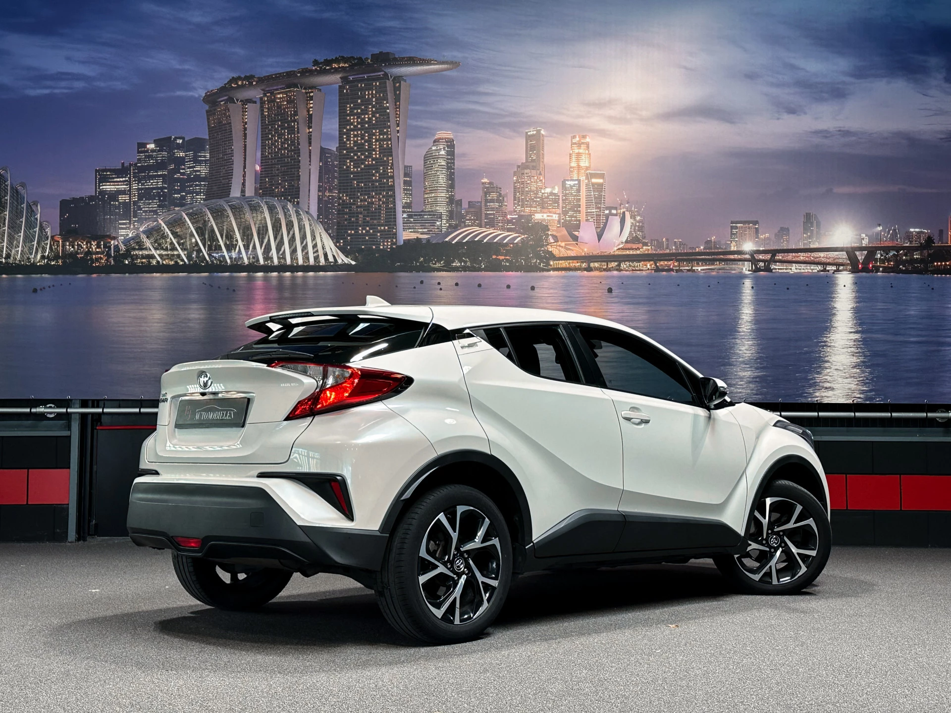 Hoofdafbeelding Toyota C-HR