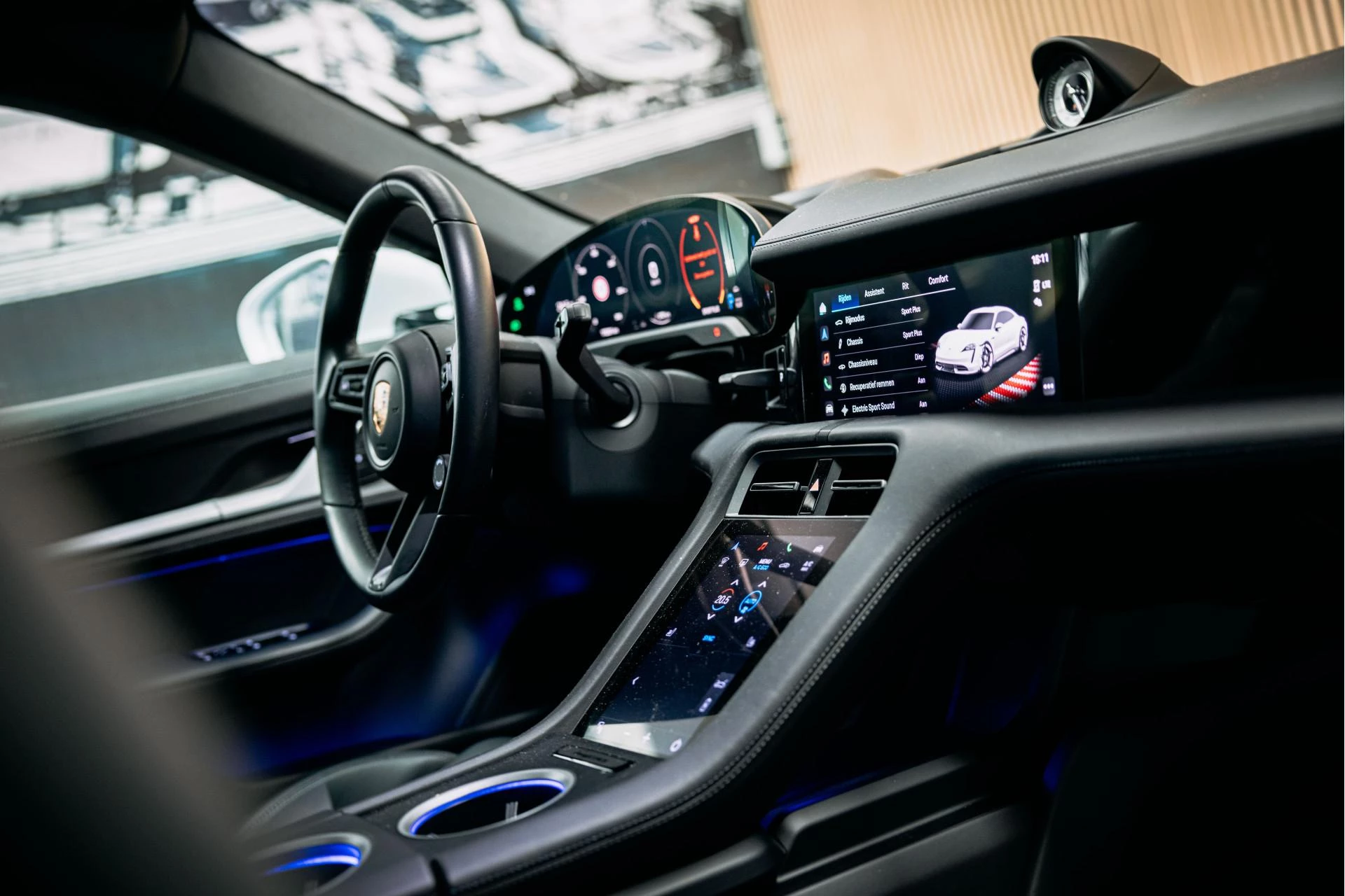 Hoofdafbeelding Porsche Taycan