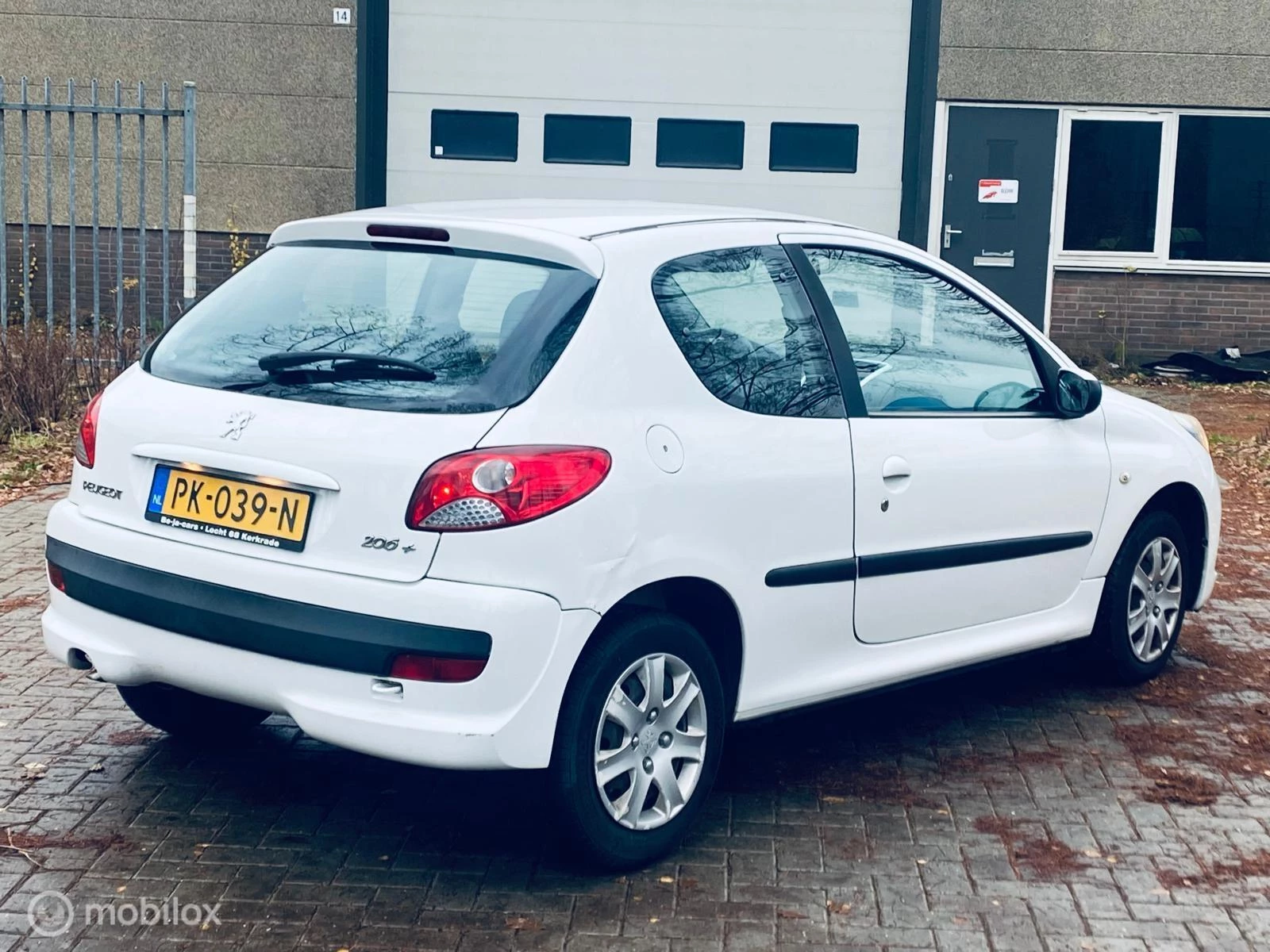 Hoofdafbeelding Peugeot 206
