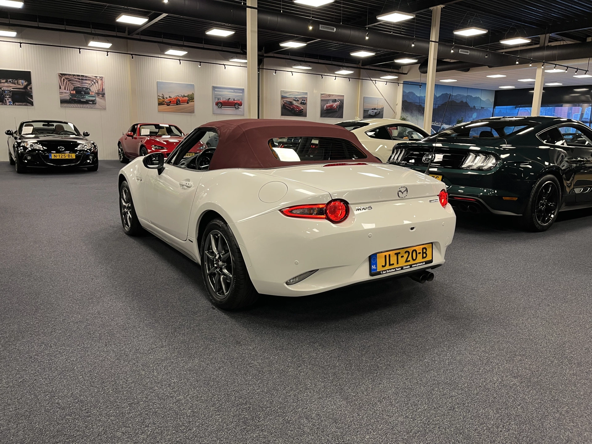 Hoofdafbeelding Mazda MX-5