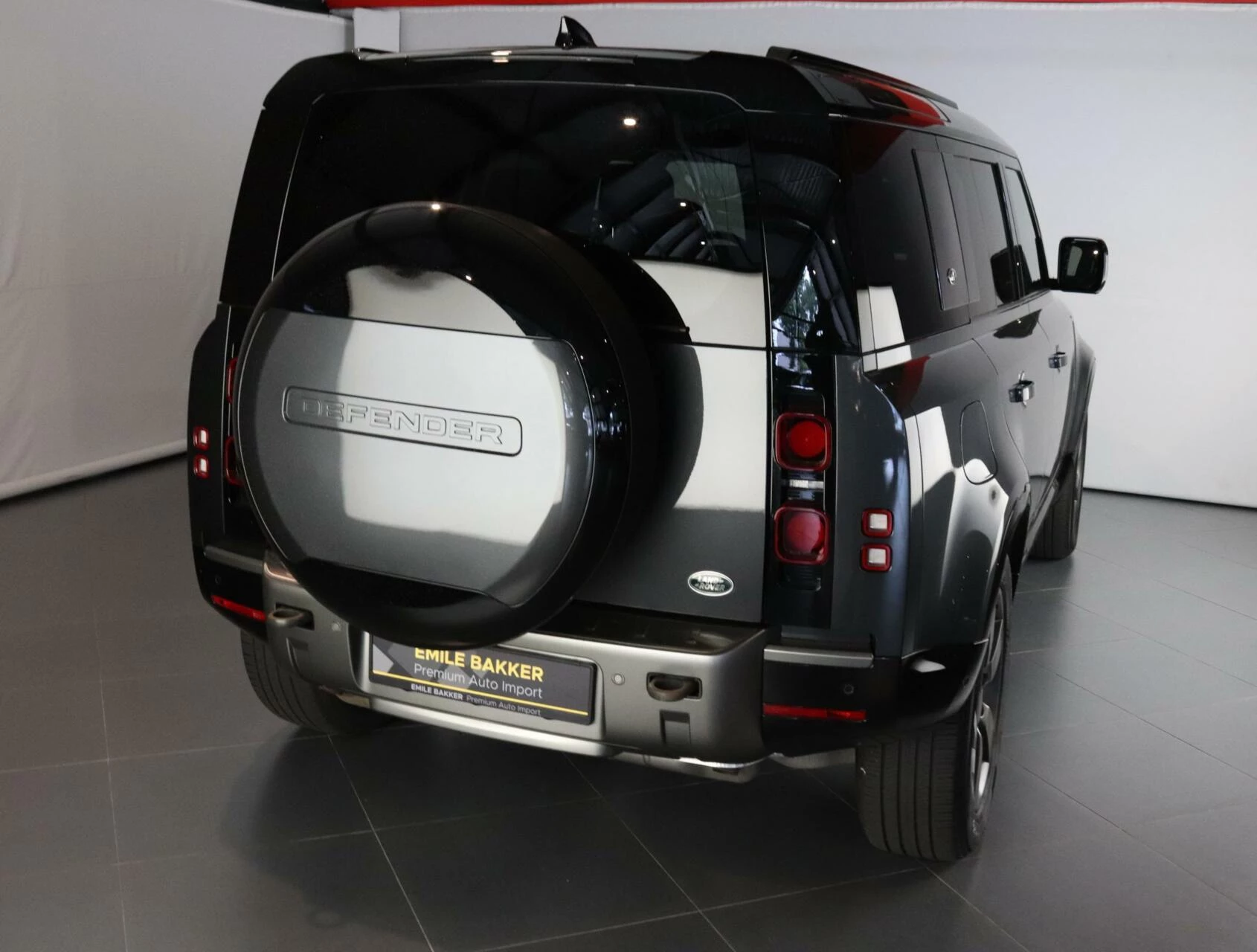 Hoofdafbeelding Land Rover Defender