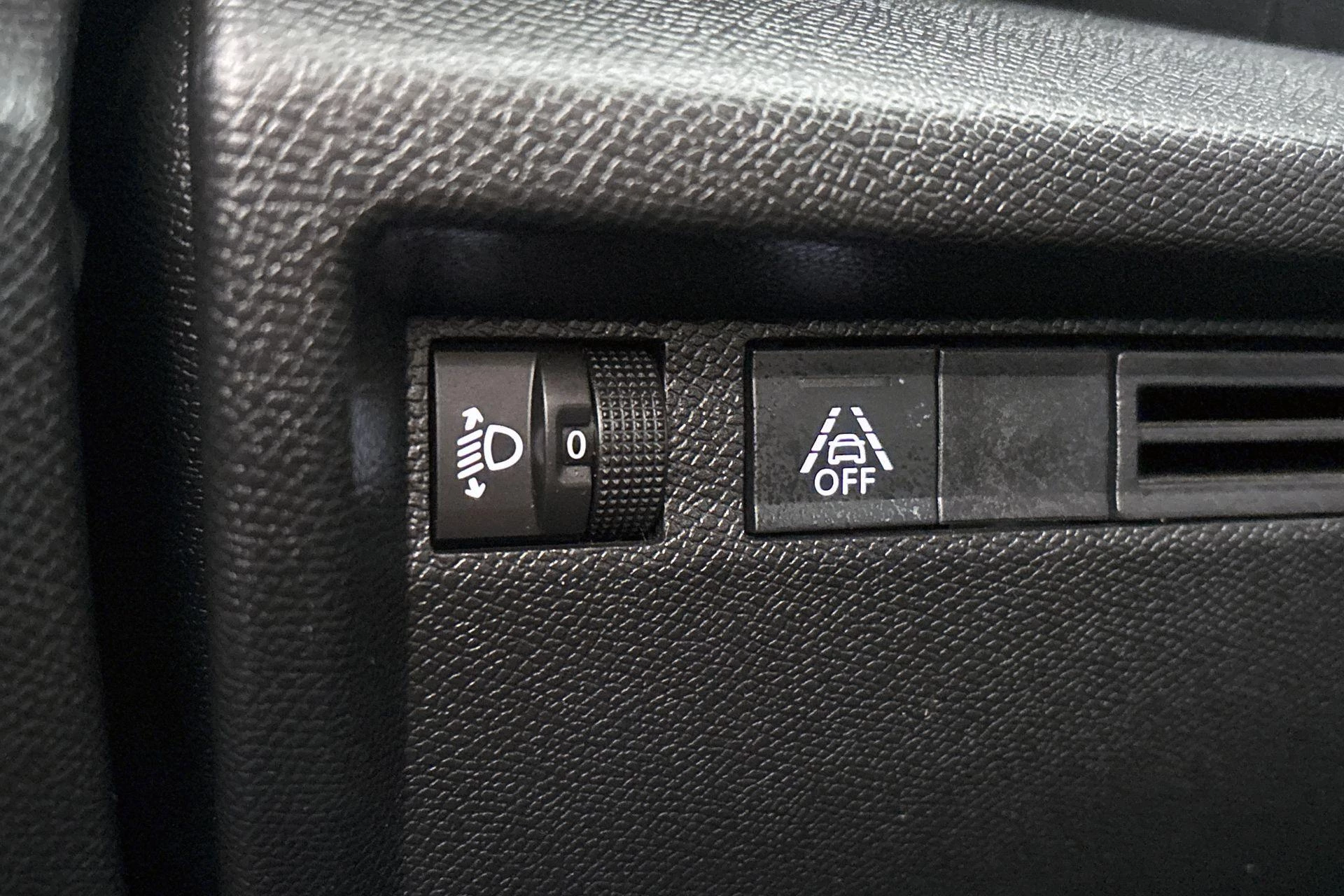 Hoofdafbeelding Citroën ë-C4