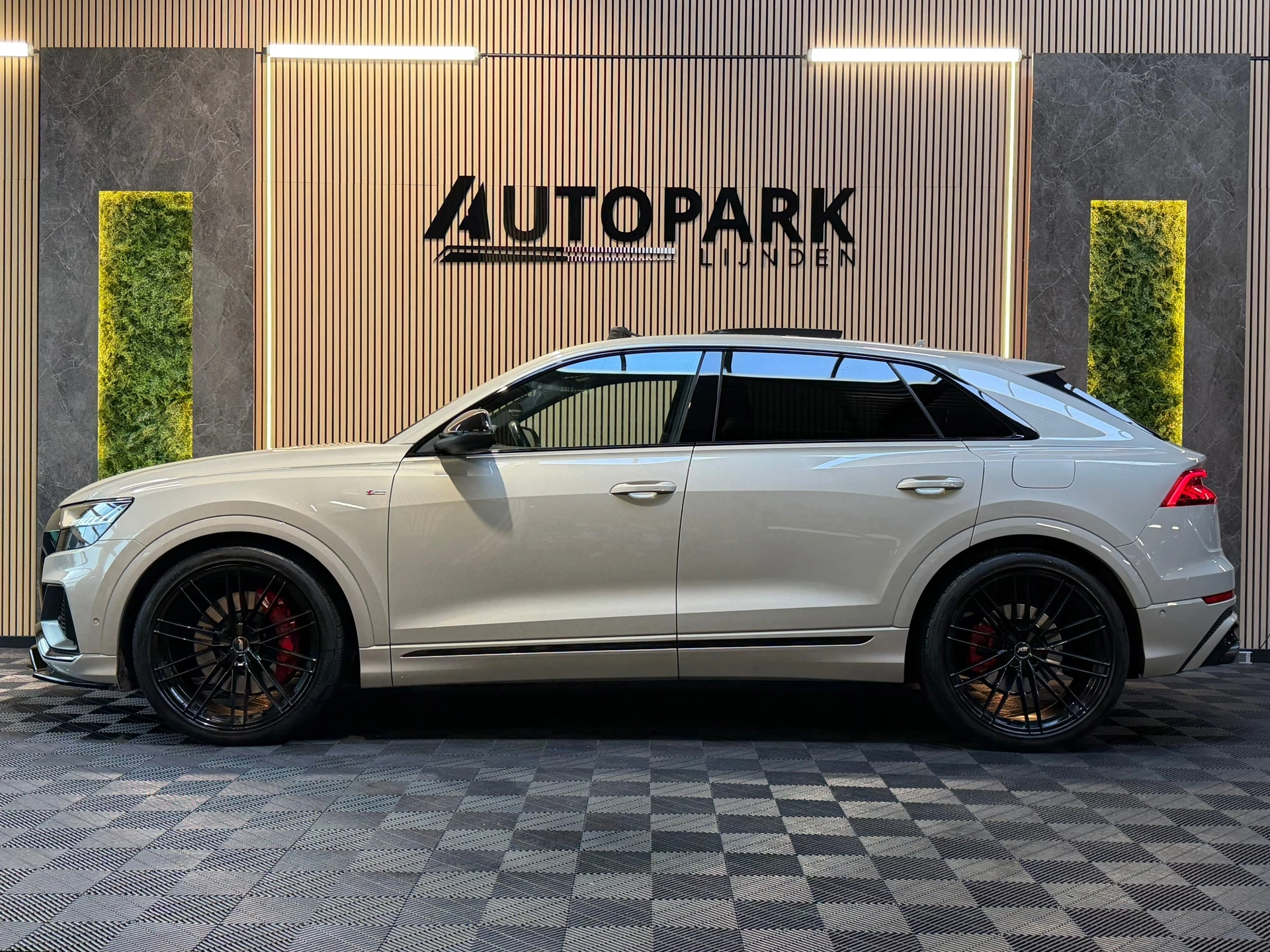 Hoofdafbeelding Audi Q8