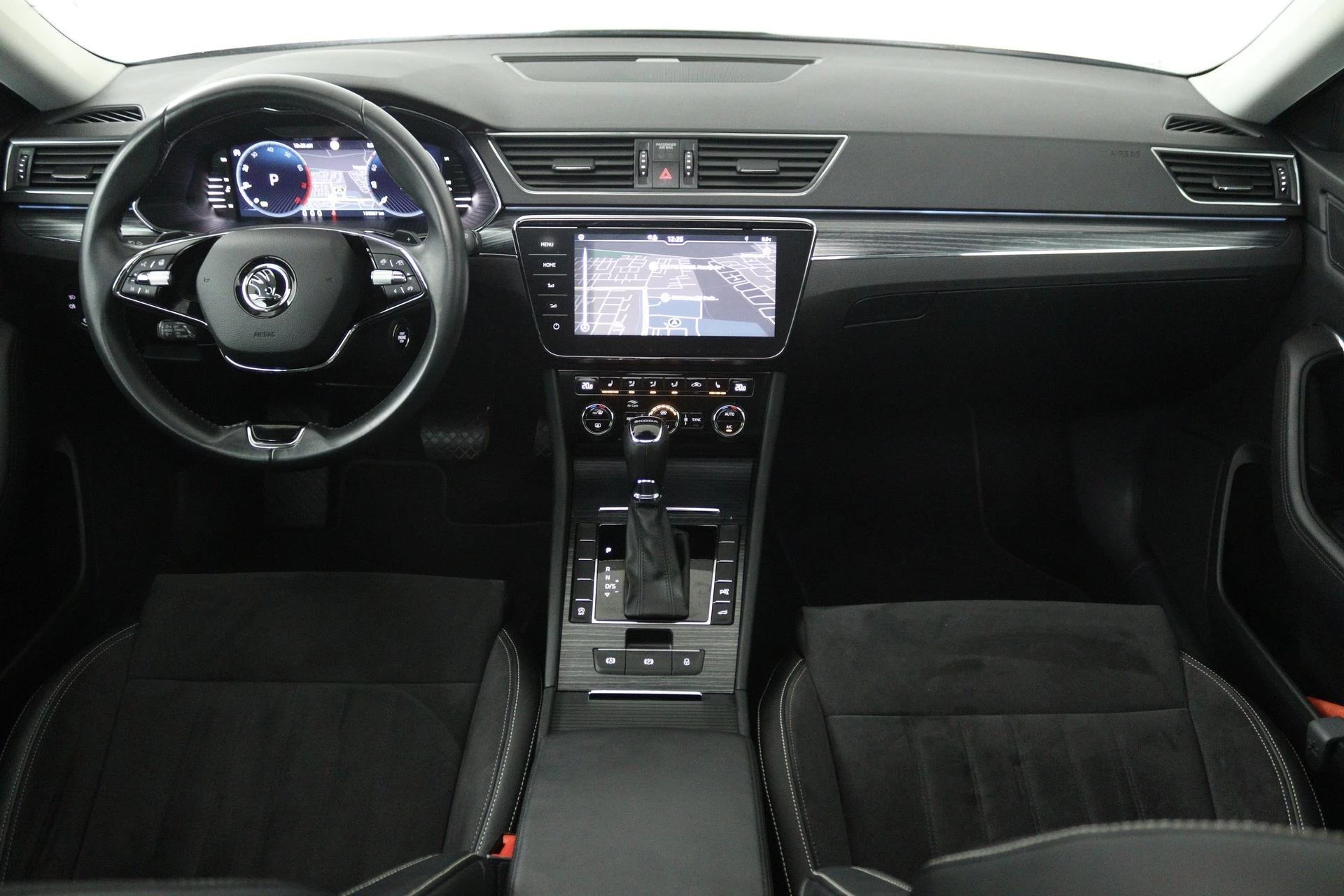 Hoofdafbeelding Škoda Superb