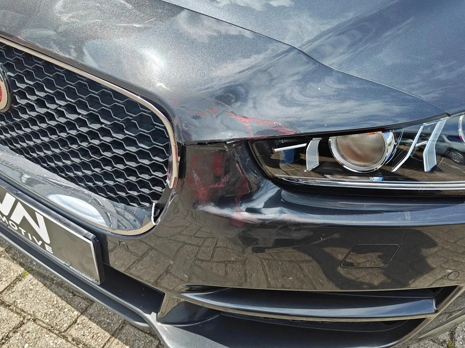 Hoofdafbeelding Jaguar XE