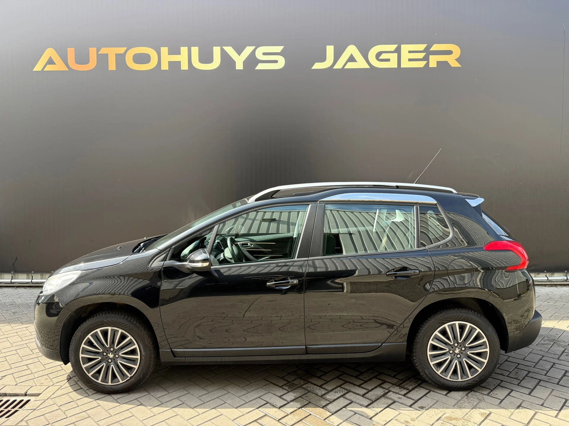 Hoofdafbeelding Peugeot 2008