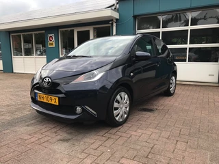 Toyota Aygo 1,0 12v x-play