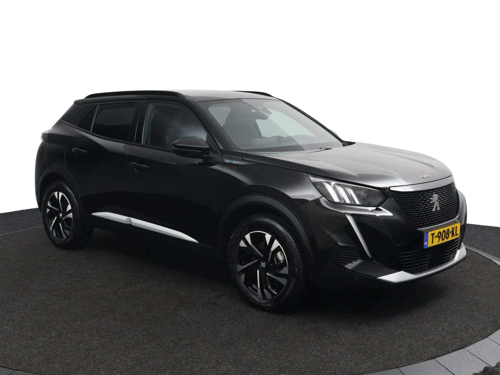 Hoofdafbeelding Peugeot e-2008