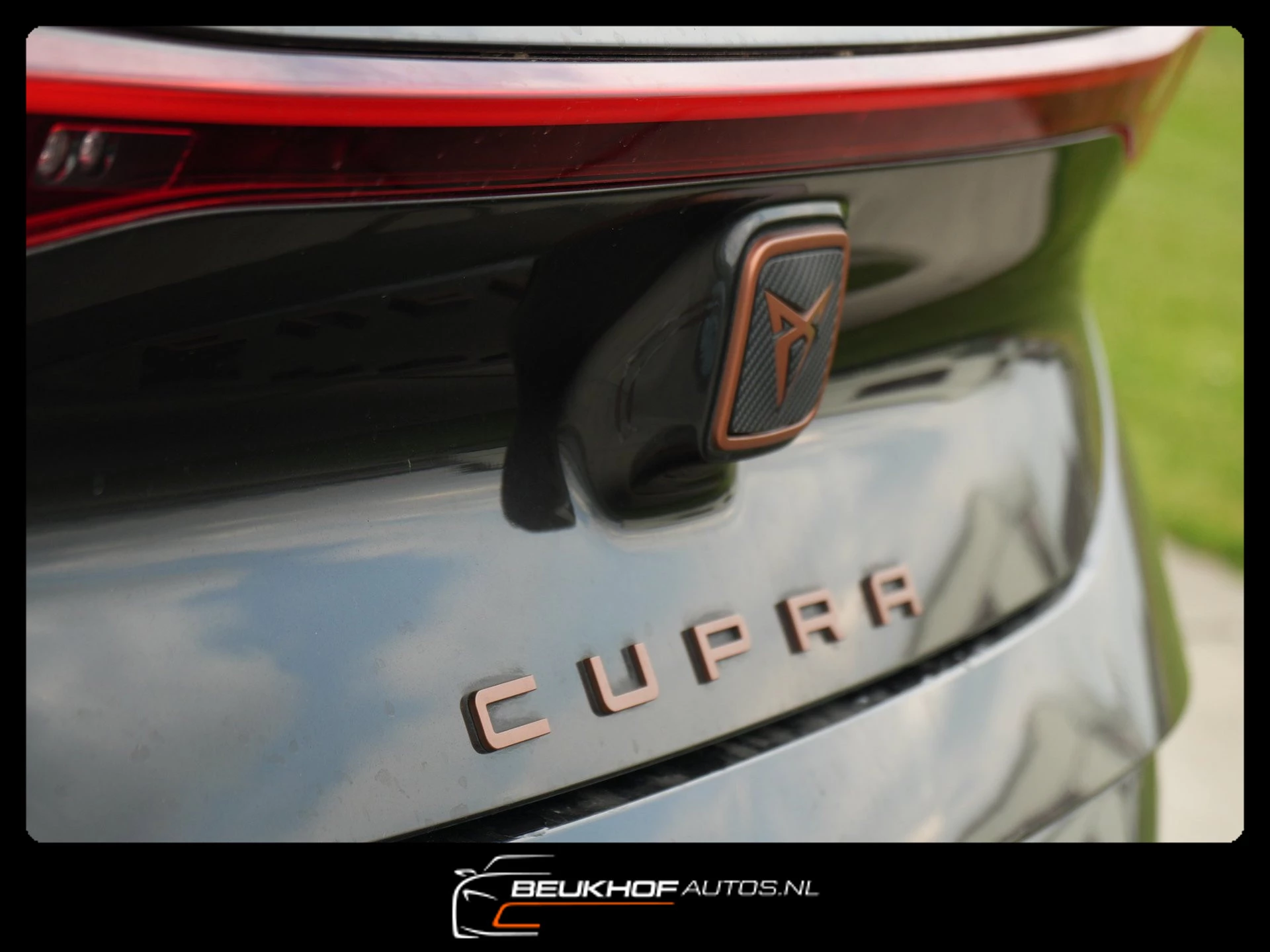 Hoofdafbeelding CUPRA Born