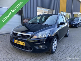 Ford Focus Wagon 1.6 Comfort TREKHAAK!