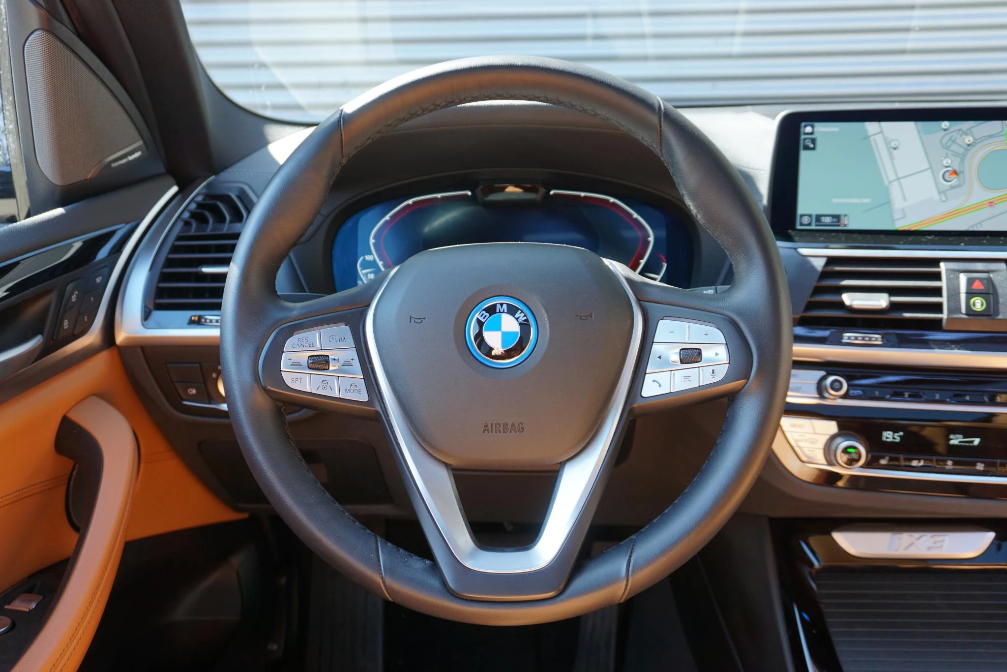 Hoofdafbeelding BMW iX3
