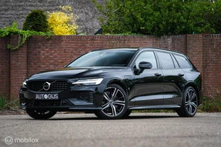 Volvo V60 2.0 T8 Recharge AWD R-Design | Massage | Stoelkoeling | Pilot assist | Adaptive cruise | Trekhaak | LED | NAP NL auto |