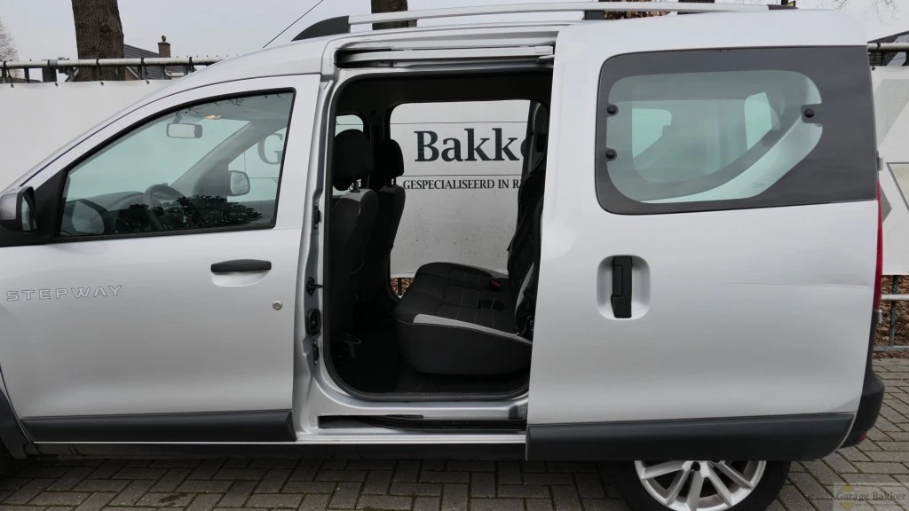 Hoofdafbeelding Dacia Dokker