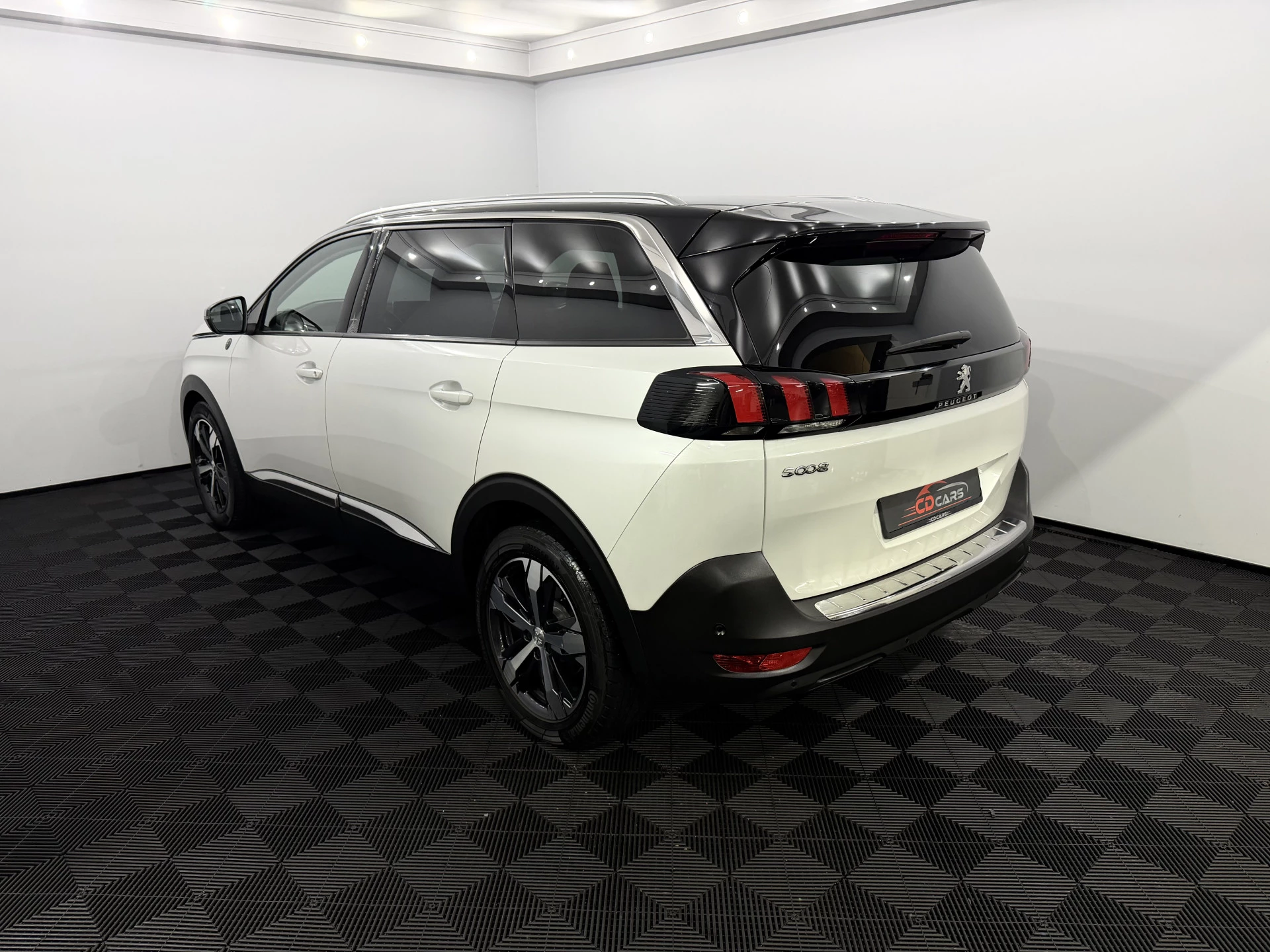 Hoofdafbeelding Peugeot 5008
