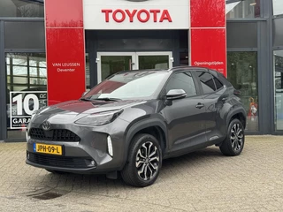 Toyota Yaris Cross HYBRID 115 FIRST EDITION APPLE/ANDROID STOEL/STUURVERWARMING NAVI AD-CRUISE PRIVACY-GLASS 17"LM-VELGEN