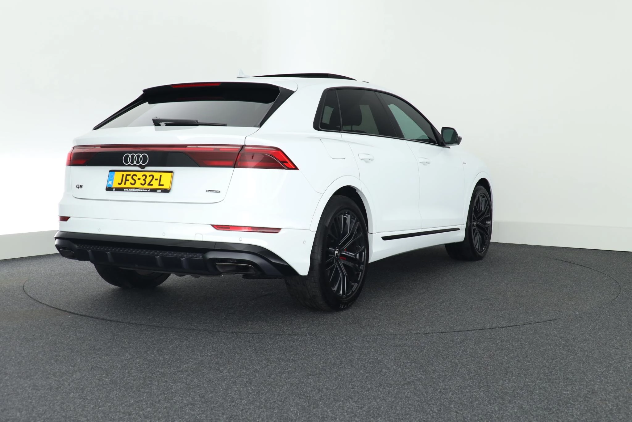 Hoofdafbeelding Audi Q8