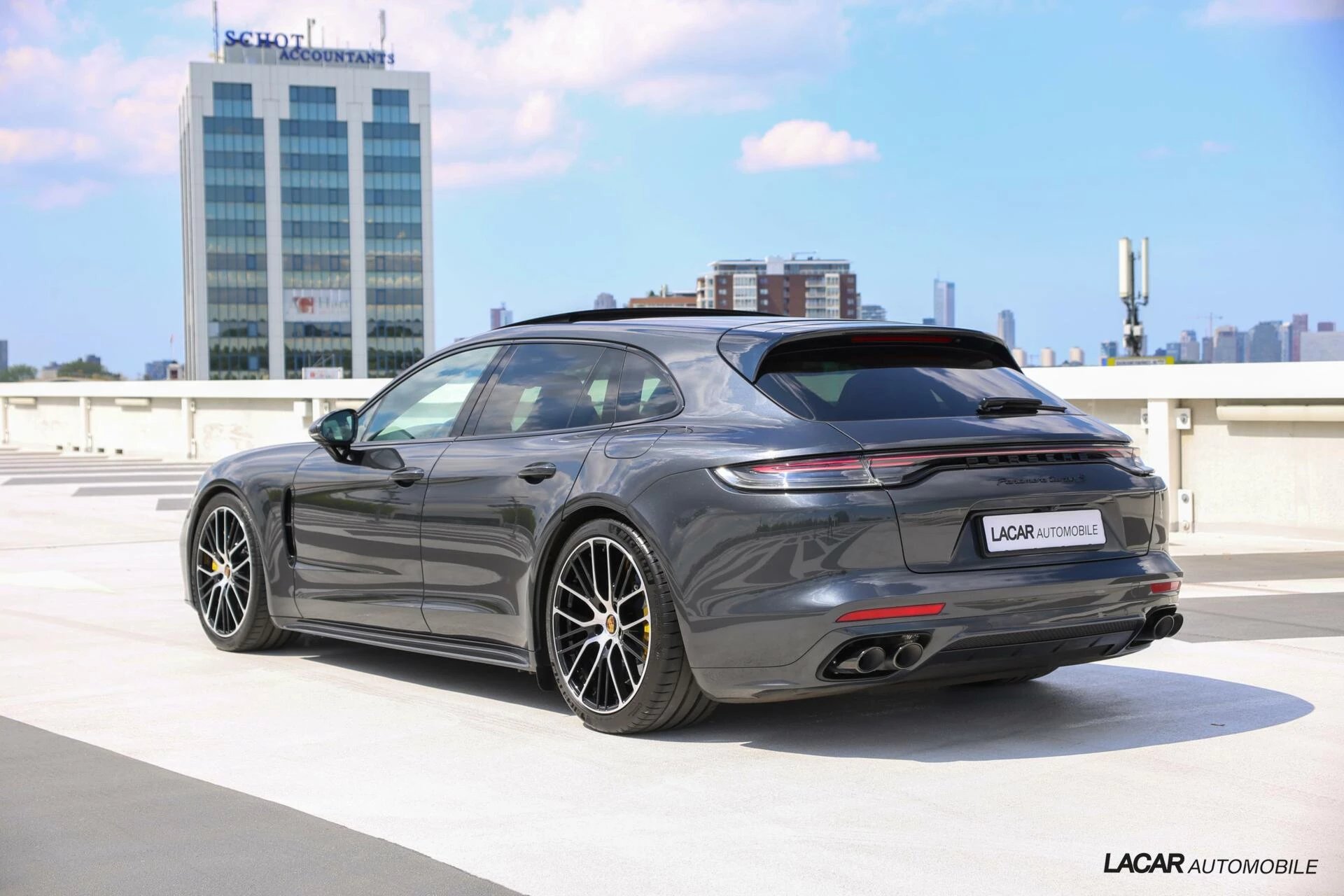 Hoofdafbeelding Porsche Panamera