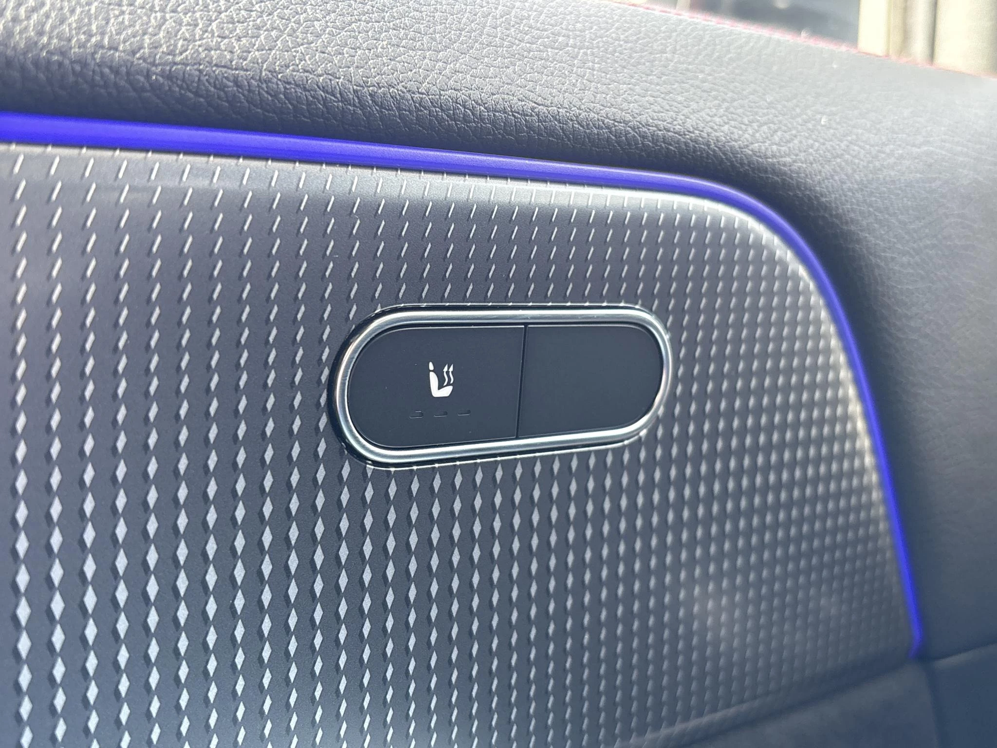 Hoofdafbeelding Mercedes-Benz EQA