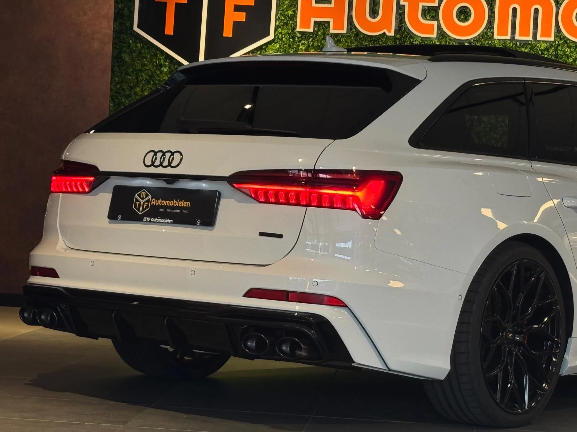Hoofdafbeelding Audi A6