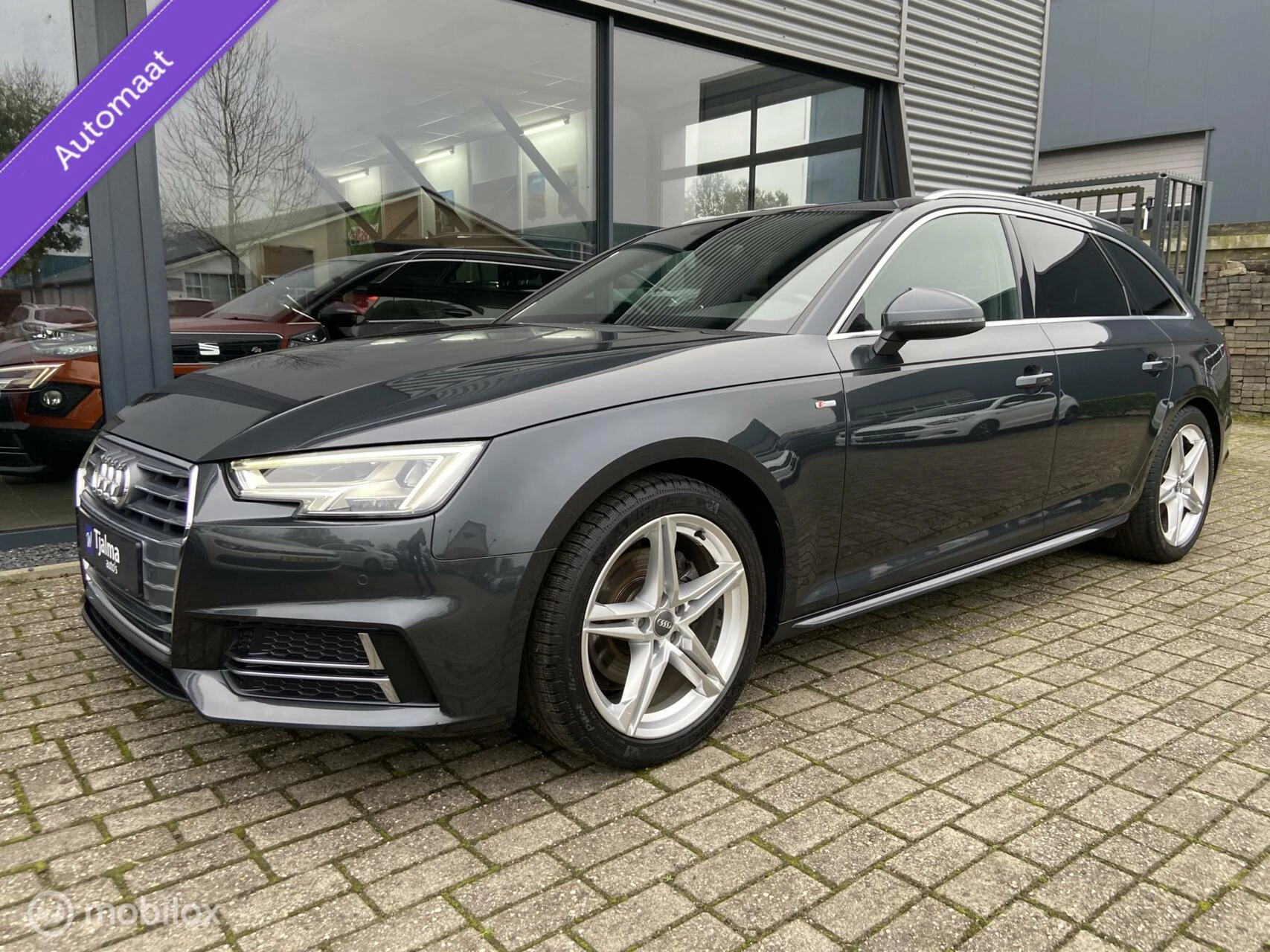 Hoofdafbeelding Audi A4