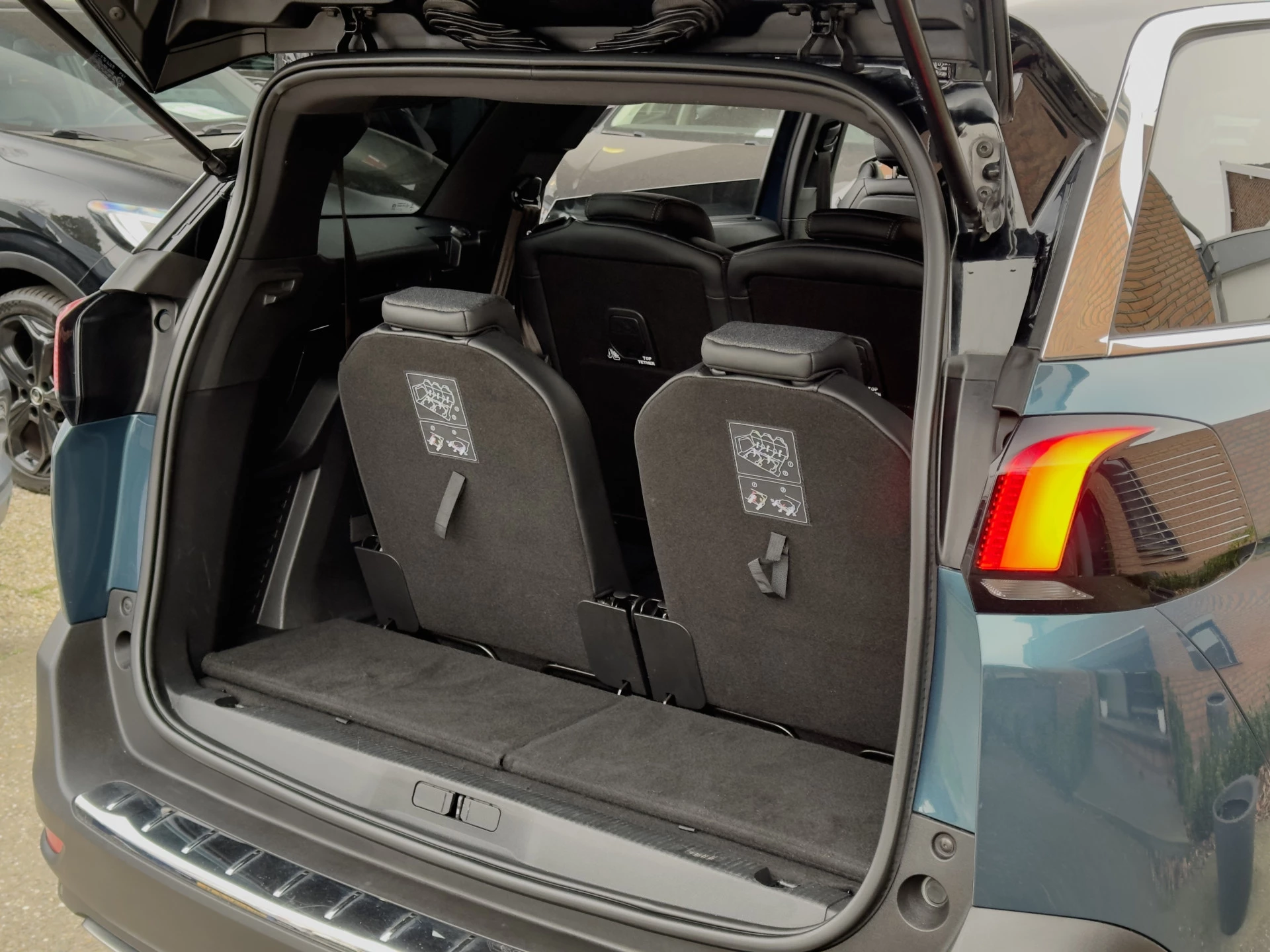 Hoofdafbeelding Peugeot 5008