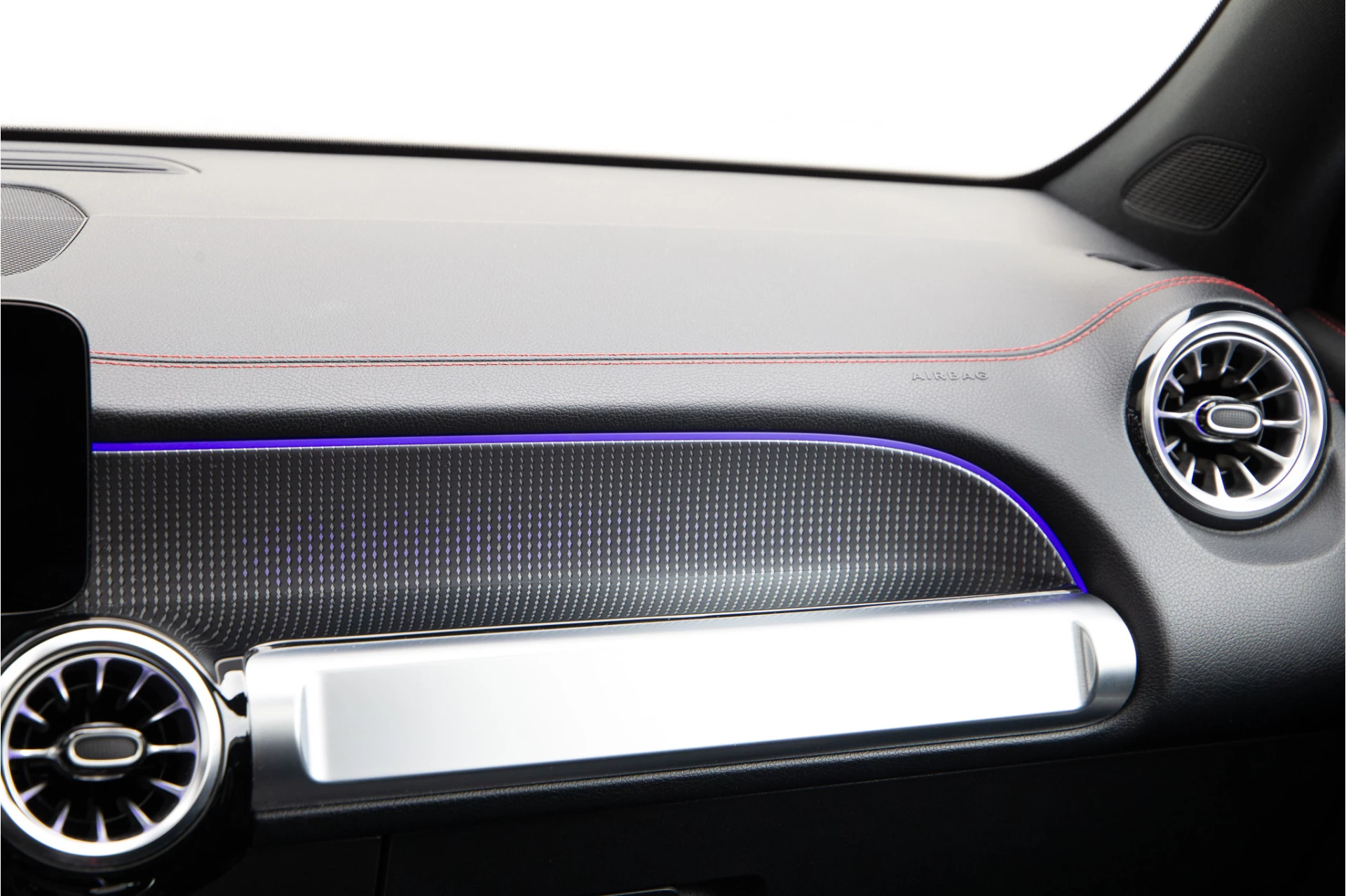 Hoofdafbeelding Mercedes-Benz EQB