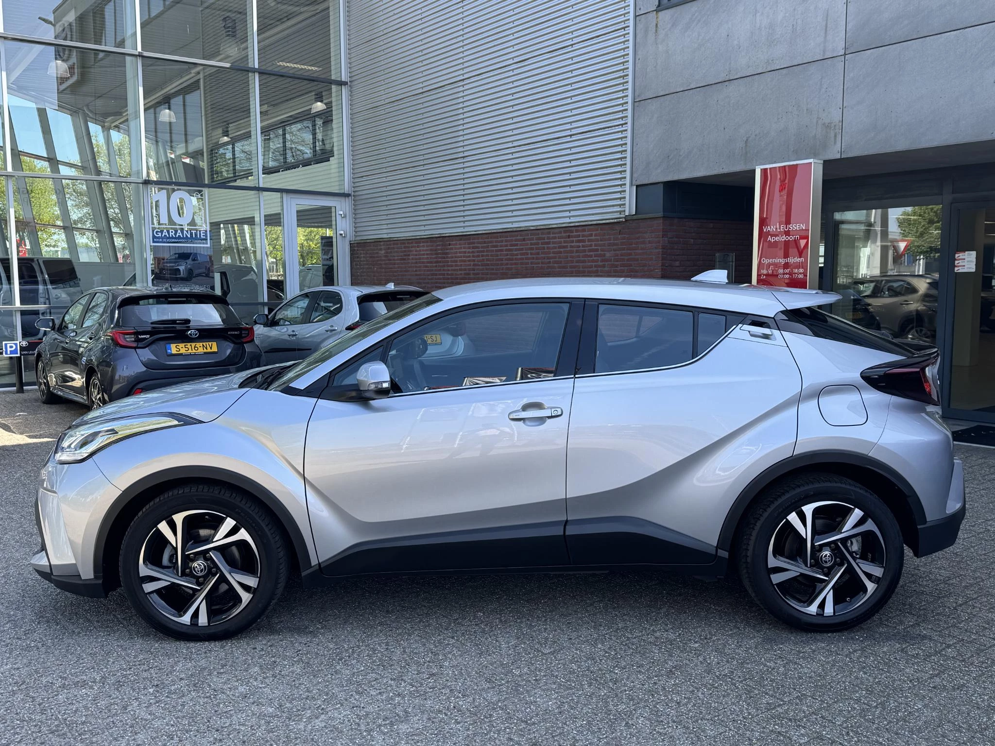 Hoofdafbeelding Toyota C-HR