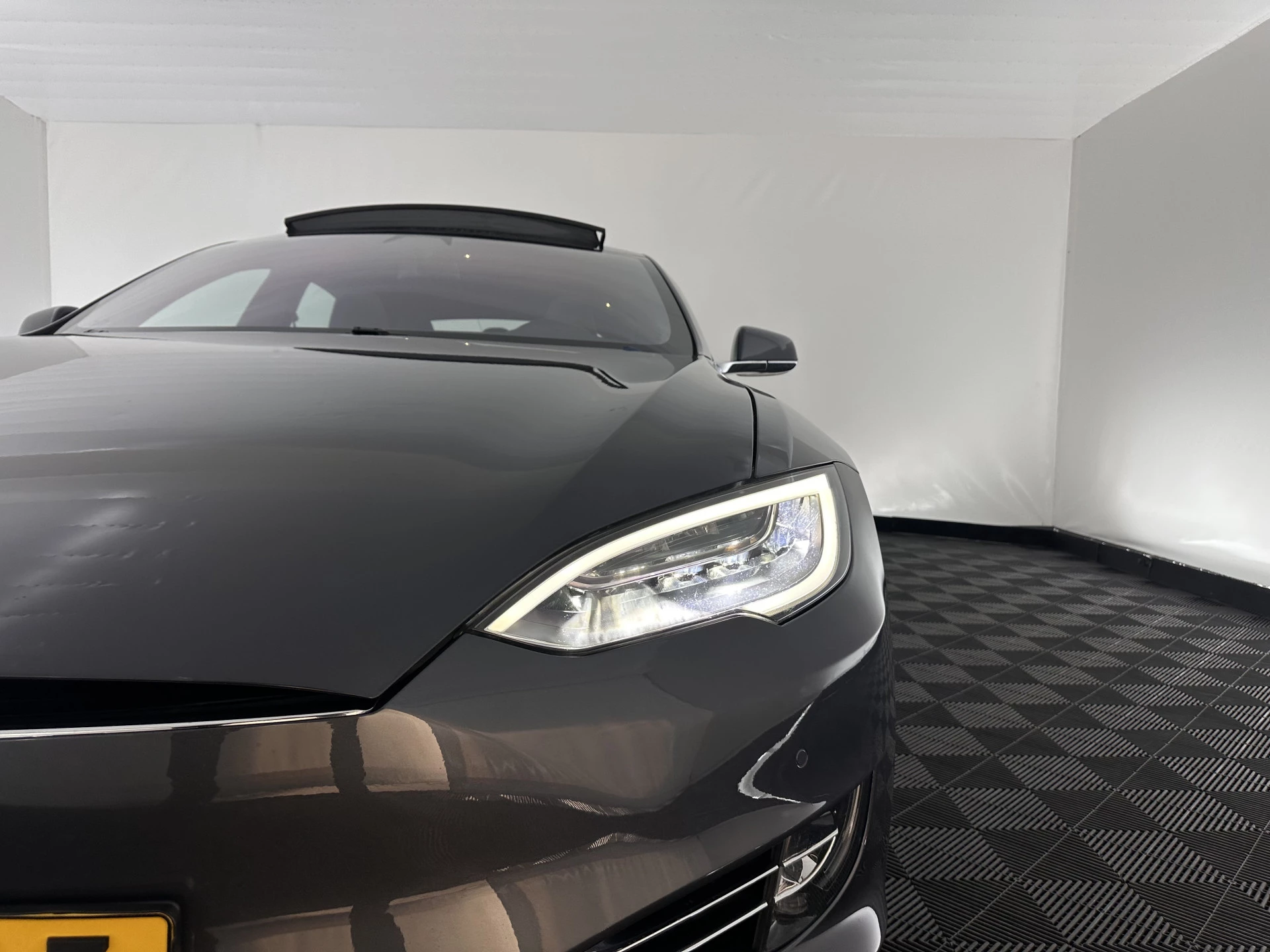 Hoofdafbeelding Tesla Model S