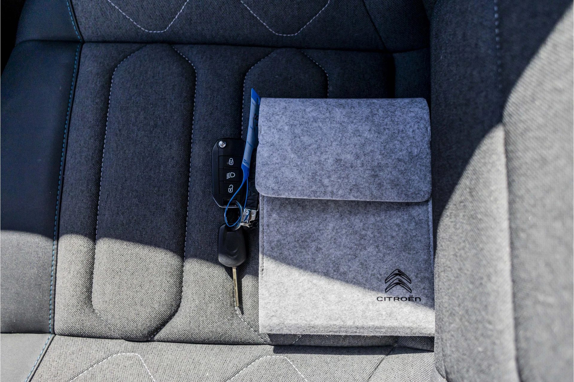 Hoofdafbeelding Citroën ë-C4