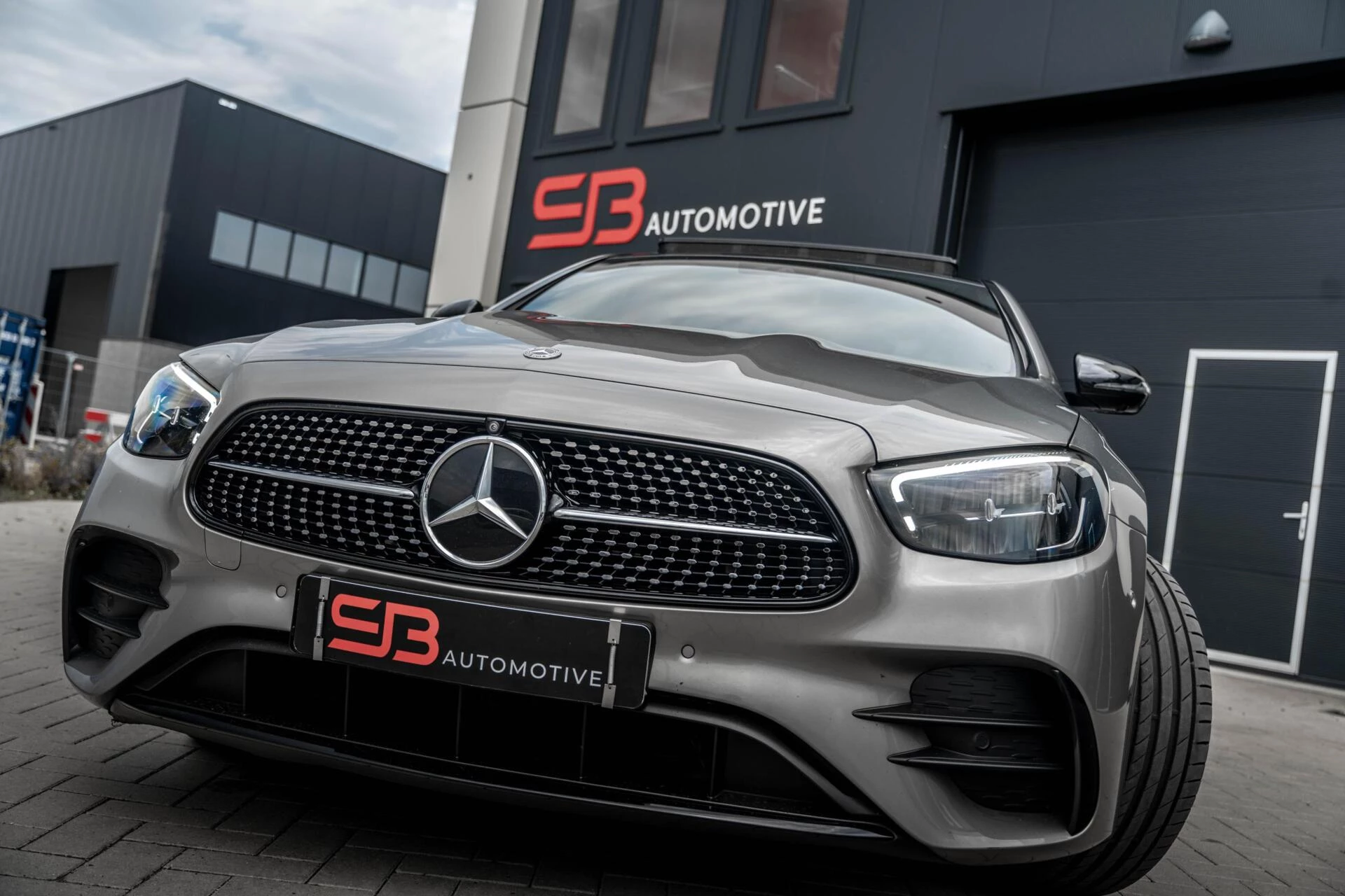 Hoofdafbeelding Mercedes-Benz E-Klasse