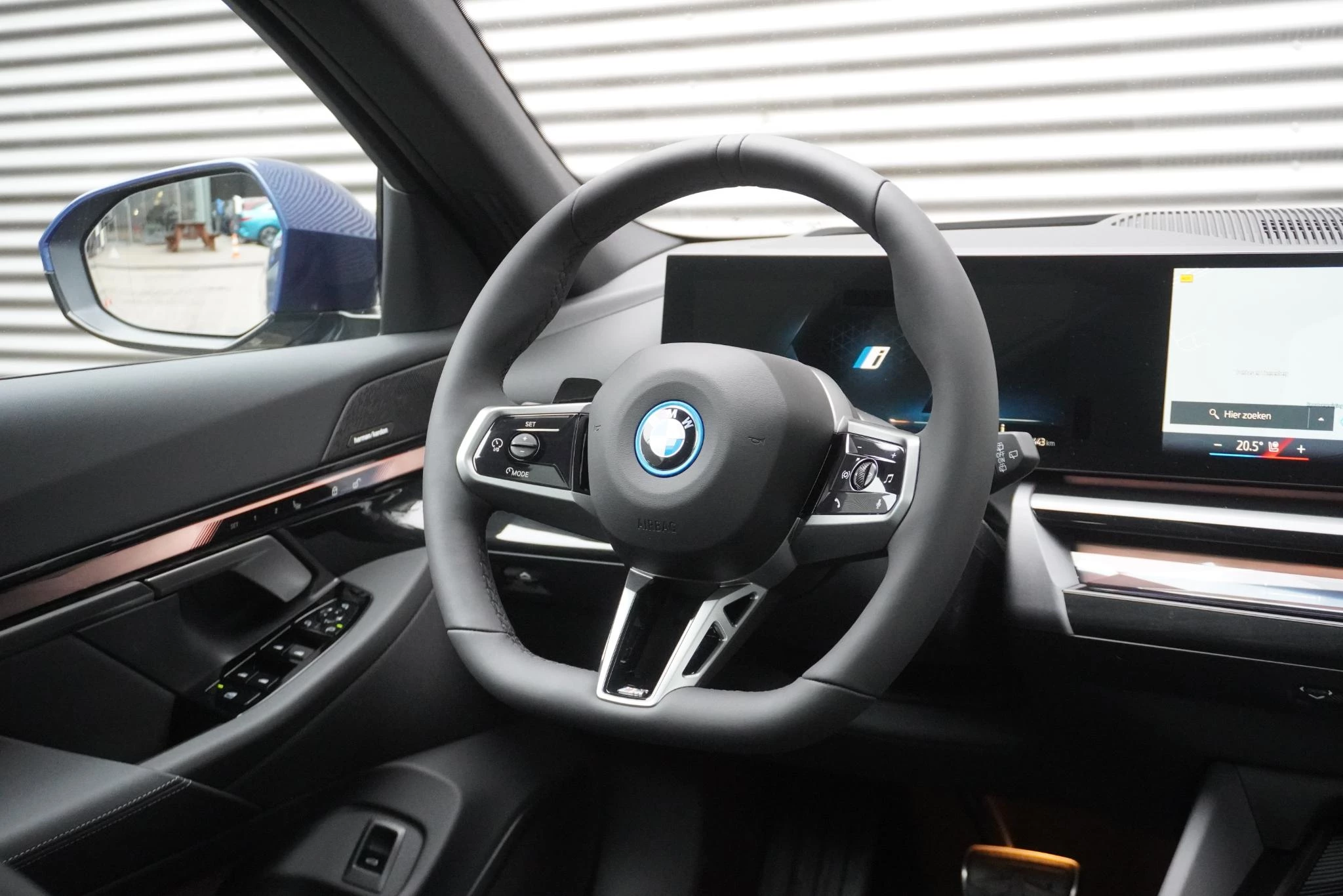 Hoofdafbeelding BMW i5