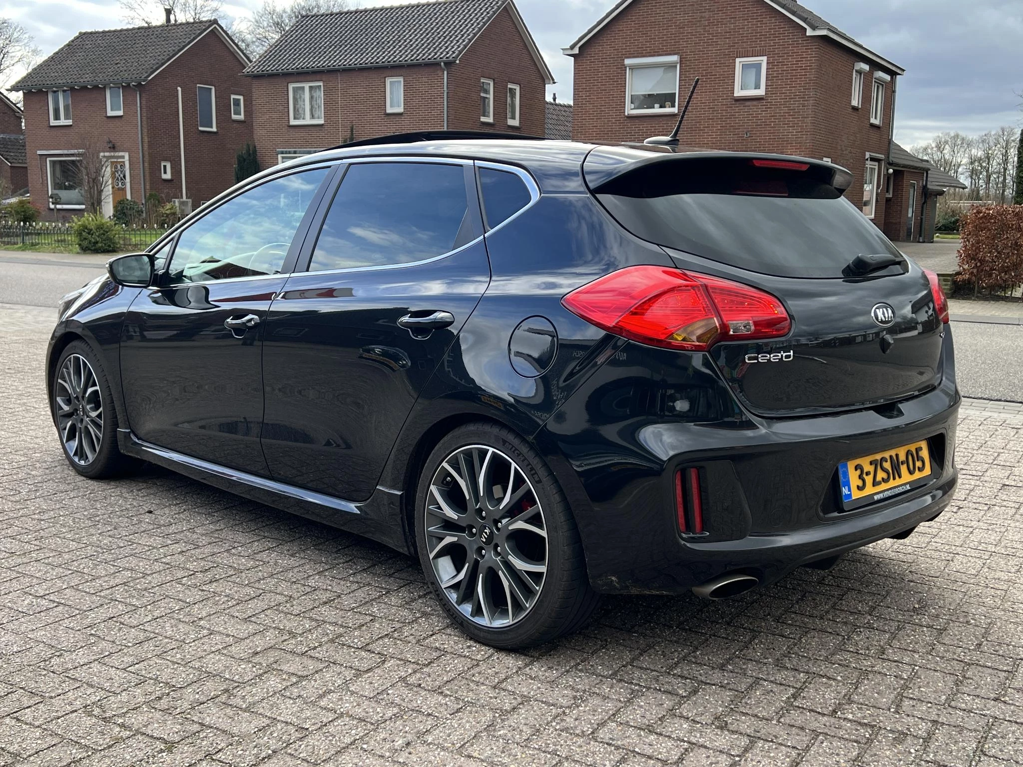 Hoofdafbeelding Kia cee'd