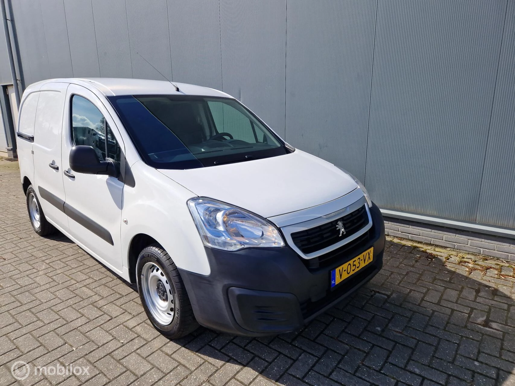 Hoofdafbeelding Peugeot Partner