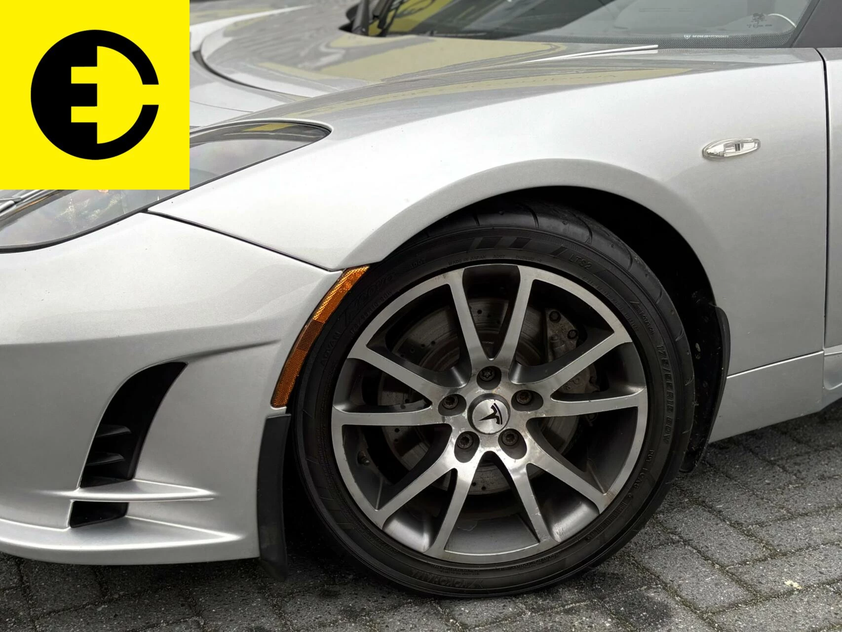 Hoofdafbeelding Tesla Roadster