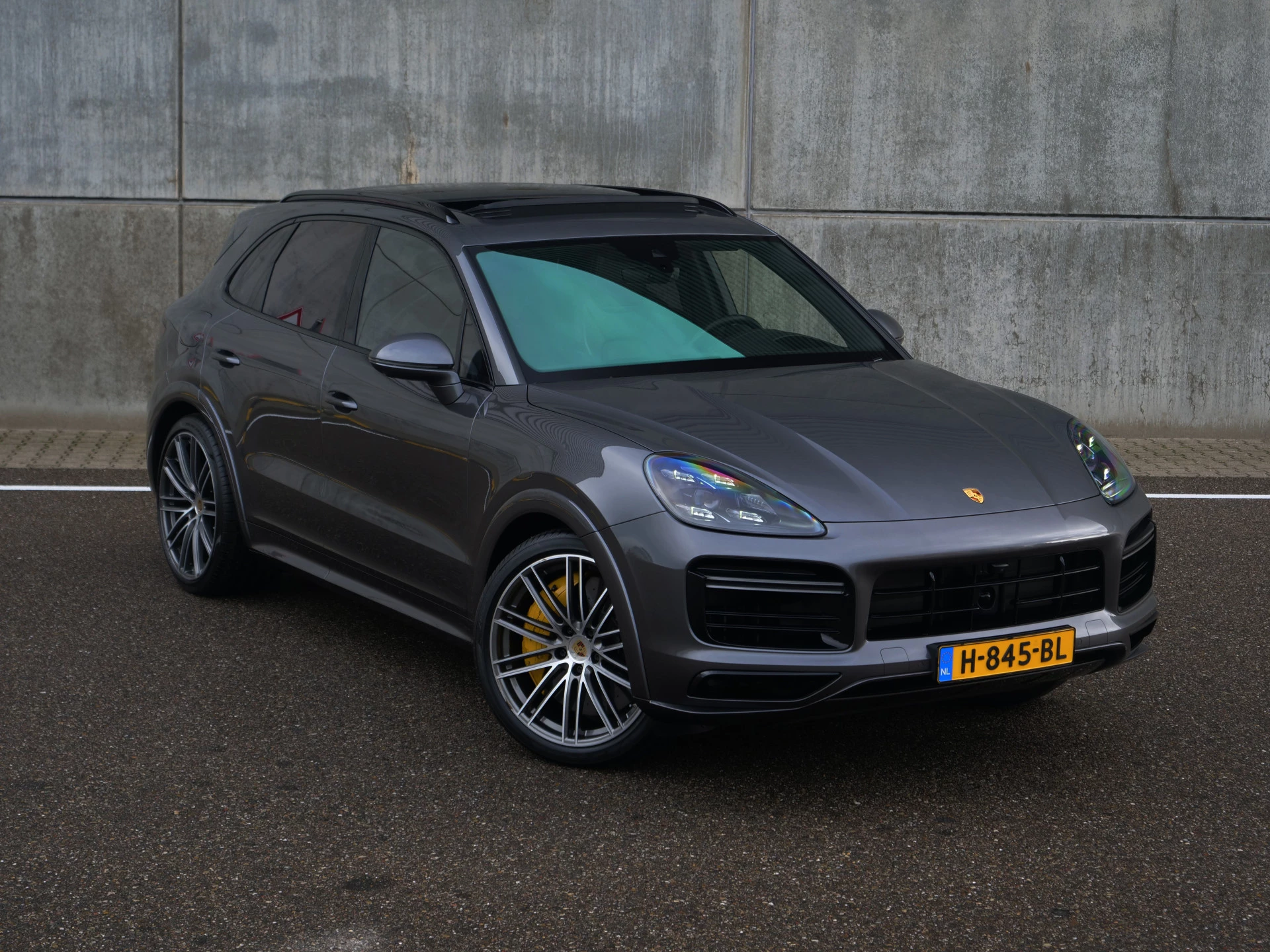 Hoofdafbeelding Porsche Cayenne