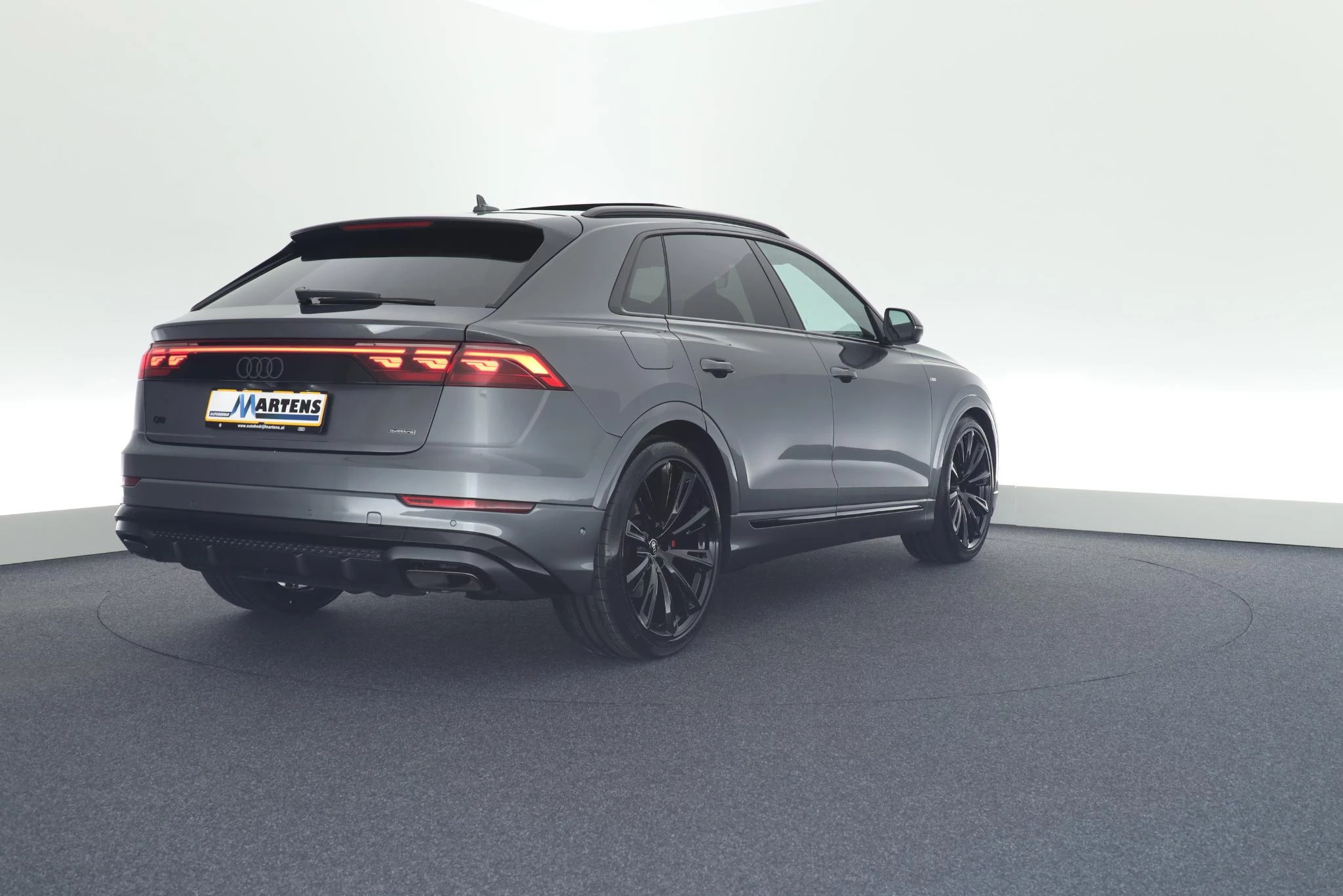 Hoofdafbeelding Audi Q8